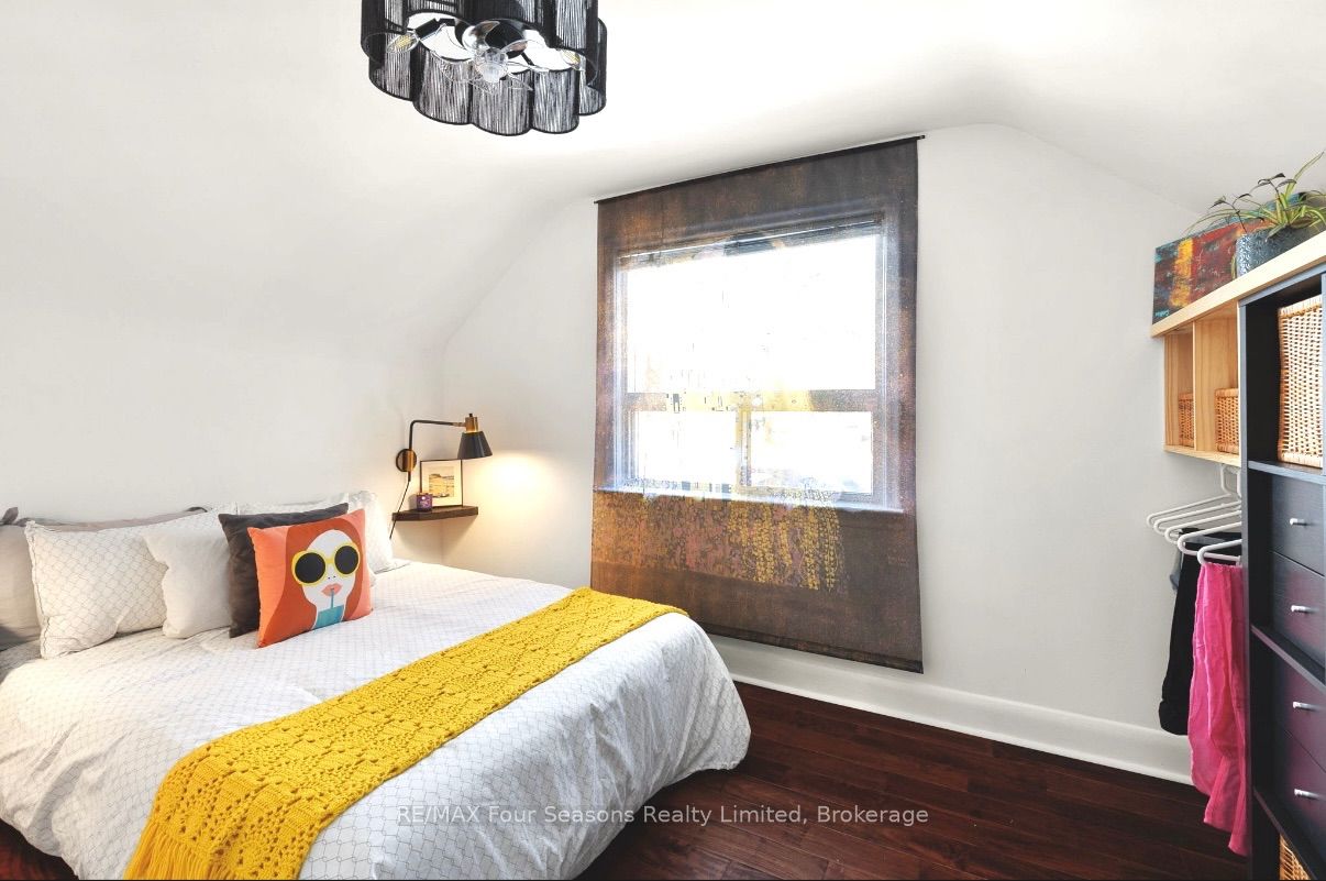 50 Amaranth Street W Property Photo 20