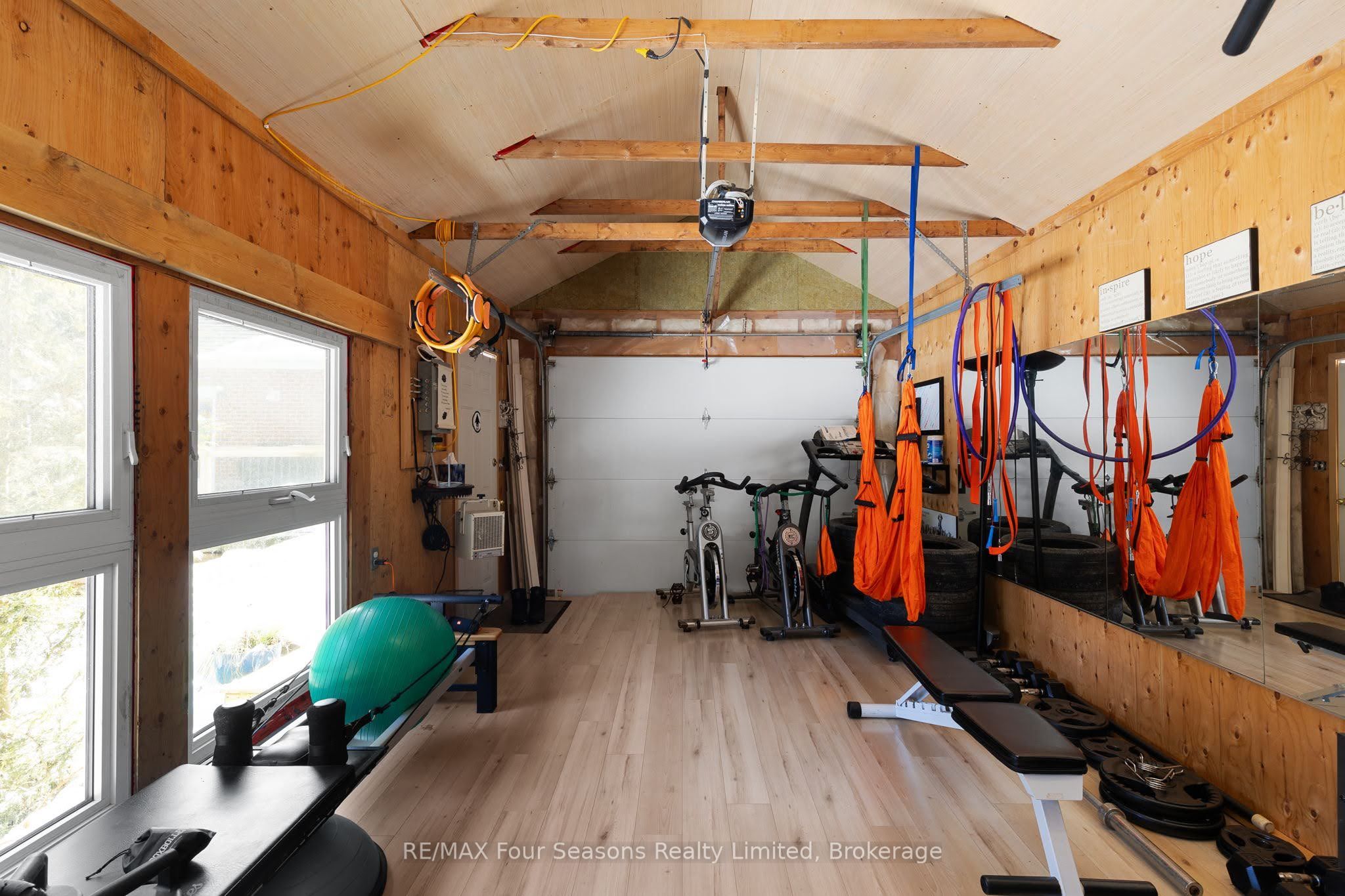 50 Amaranth Street W Property Photo 37