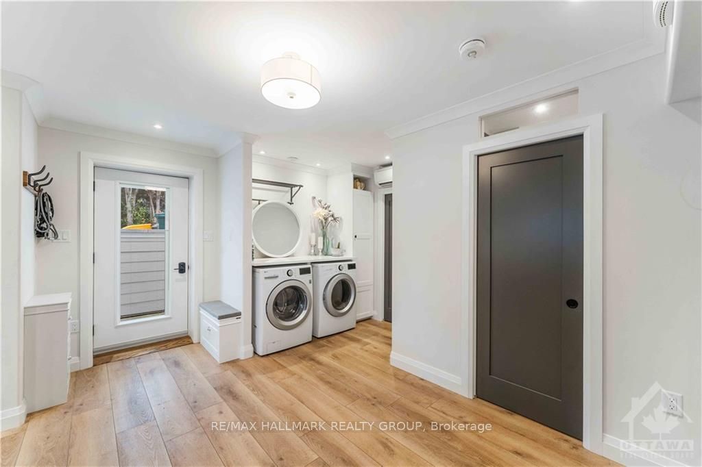 6971 Notre Dame Street 1 Property Photo 4