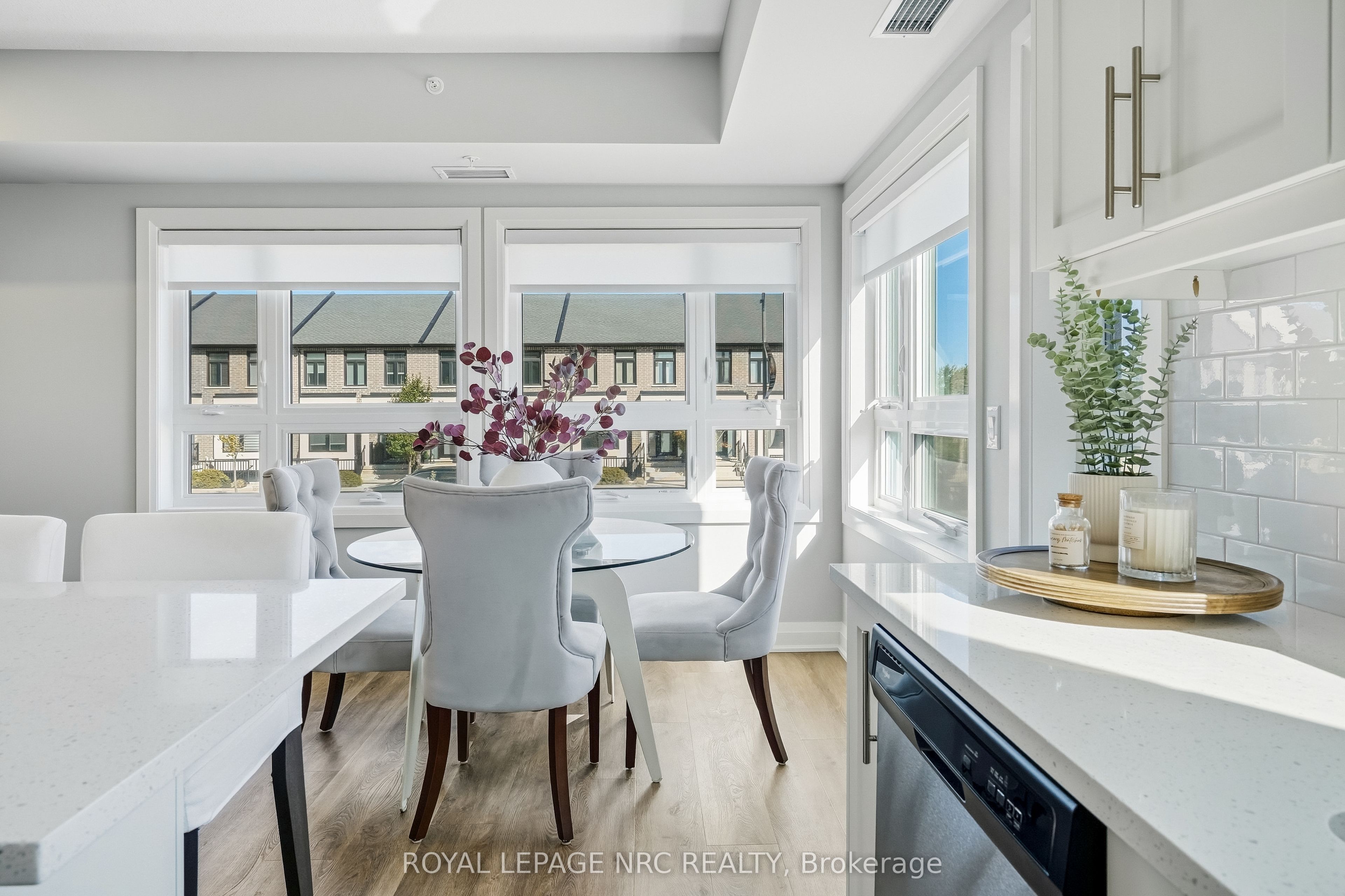 120 Summersides Boulevard 109 Property Photo 14