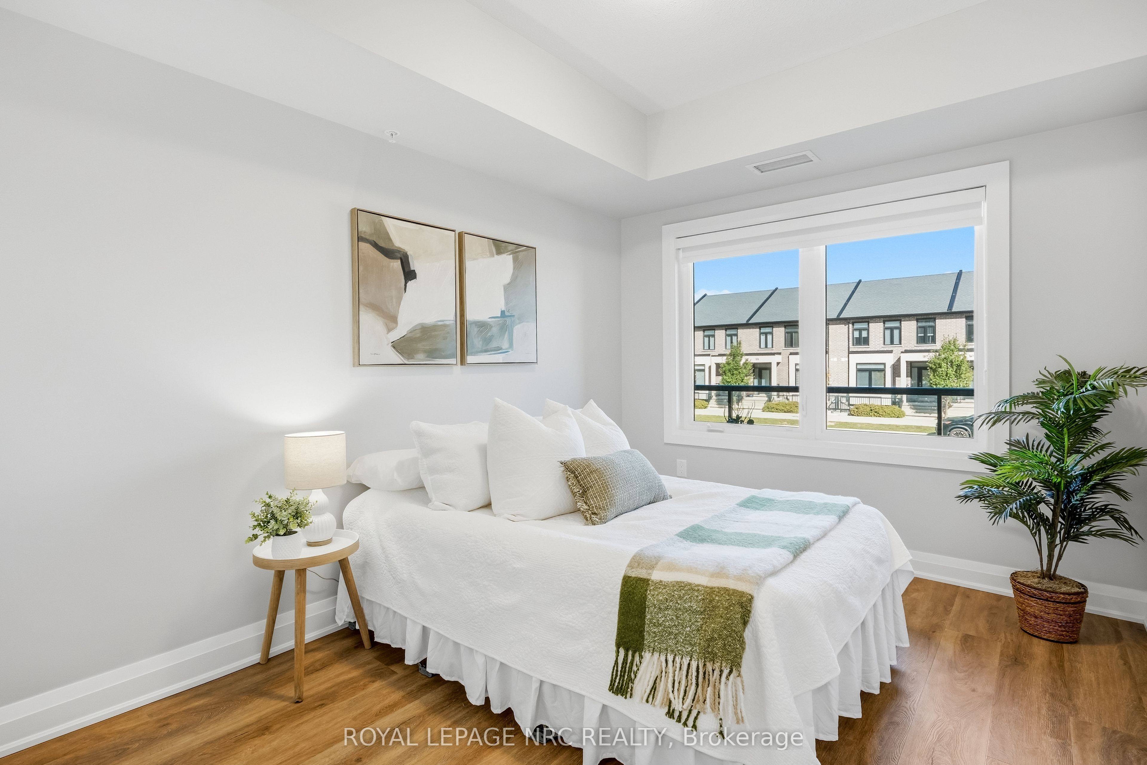 120 Summersides Boulevard 109 Property Photo 21