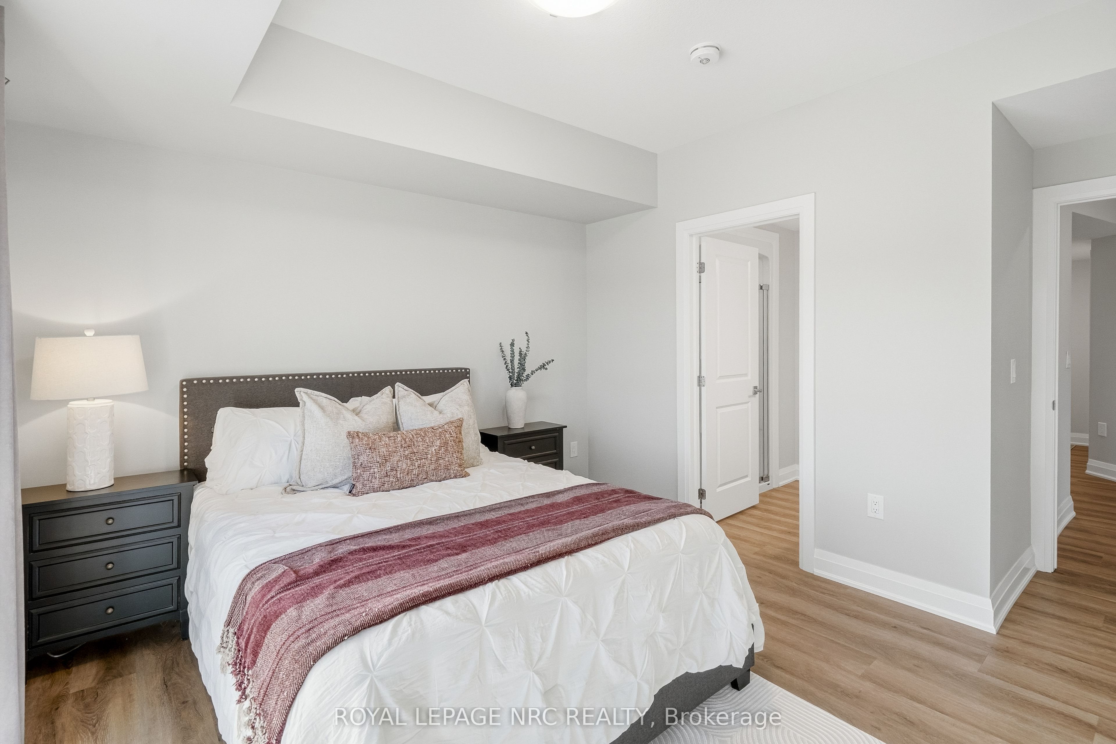 120 Summersides Boulevard 109 Property Photo 22