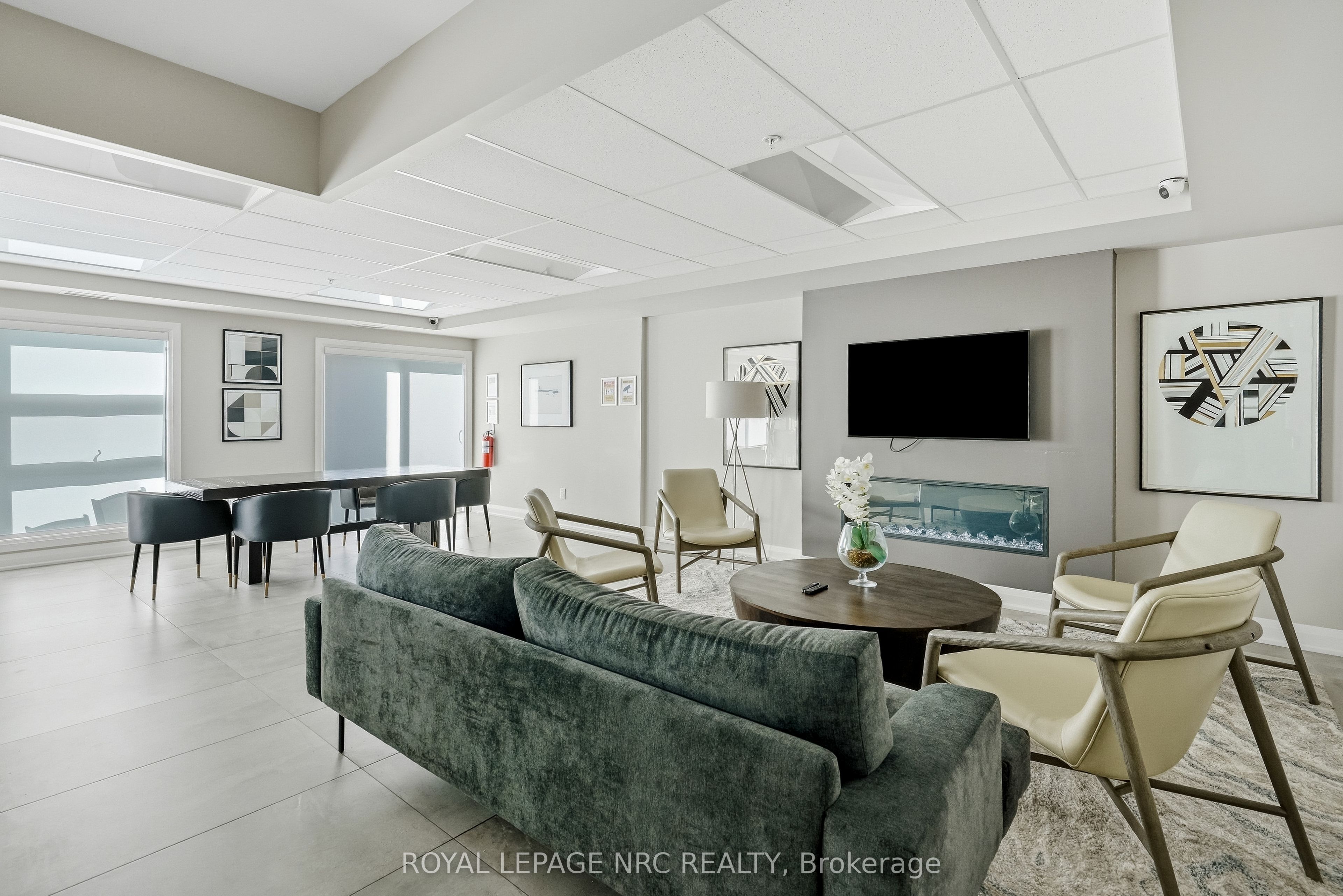 120 Summersides Boulevard 109 Property Photo 29