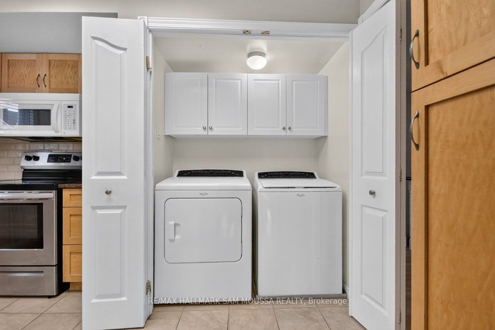 19 Colchester Square Property Photo 18