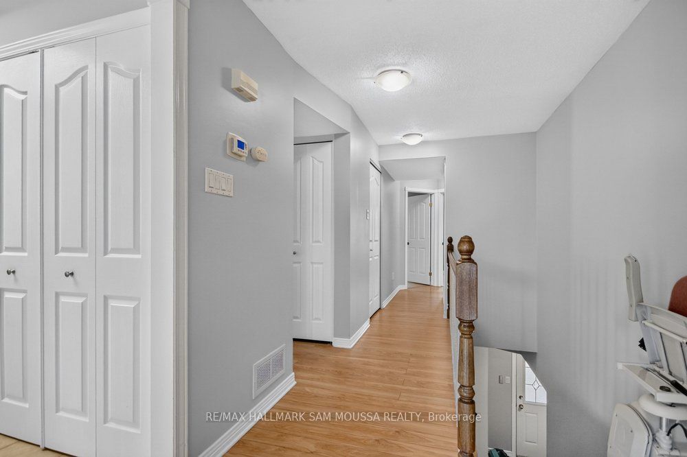 19 Colchester Square Property Photo 19