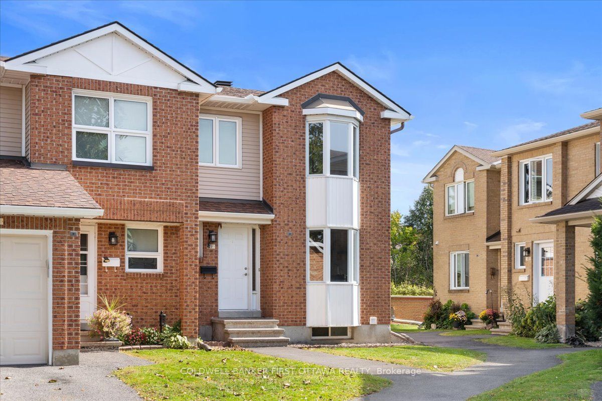 2f Castlebrook Lane Property Photo 1
