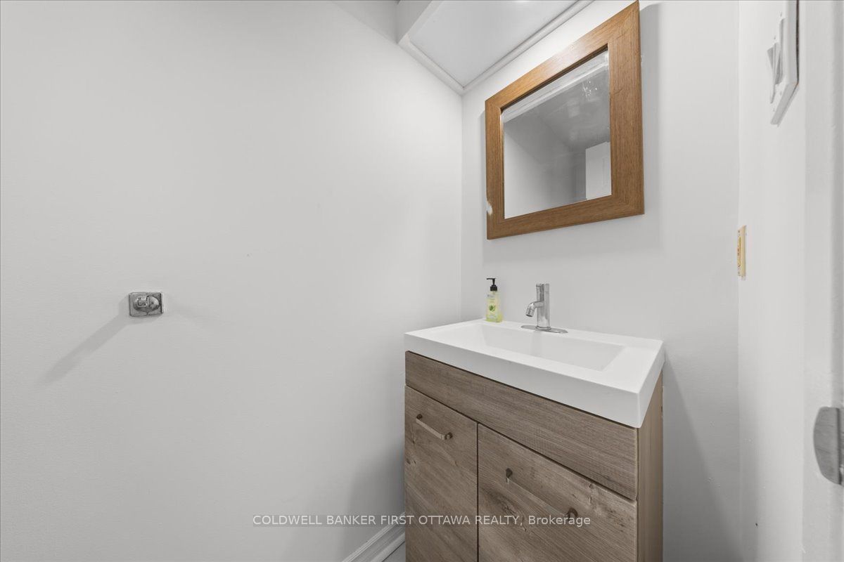2f Castlebrook Lane Property Photo 5