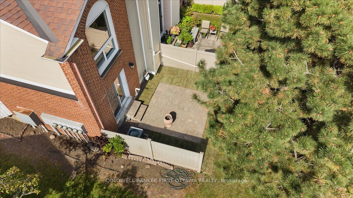 2f Castlebrook Lane Property Photo 28