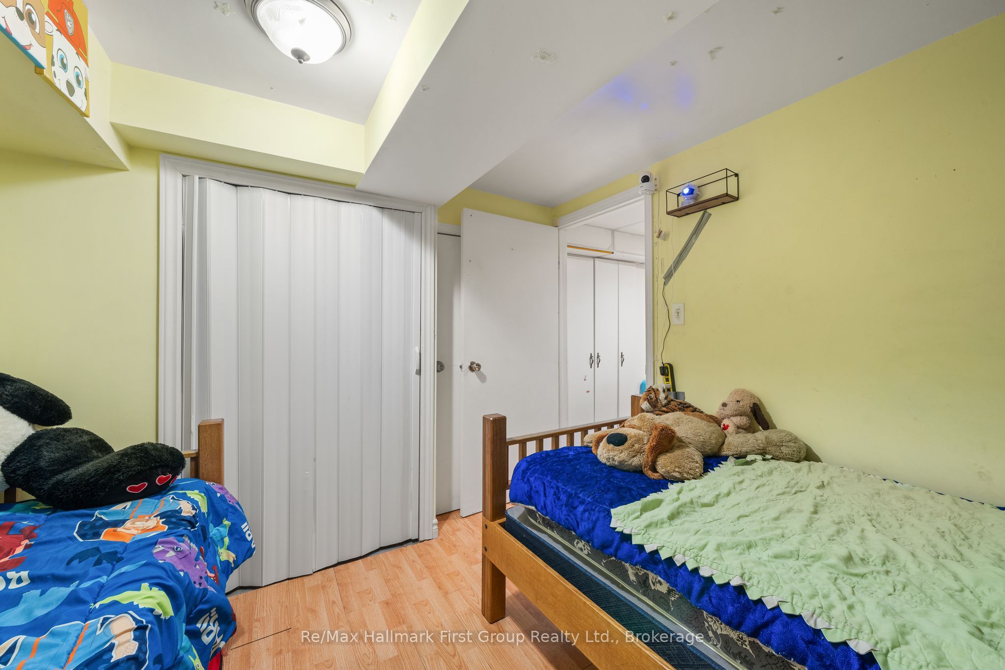 93 John Street Property Photo 26
