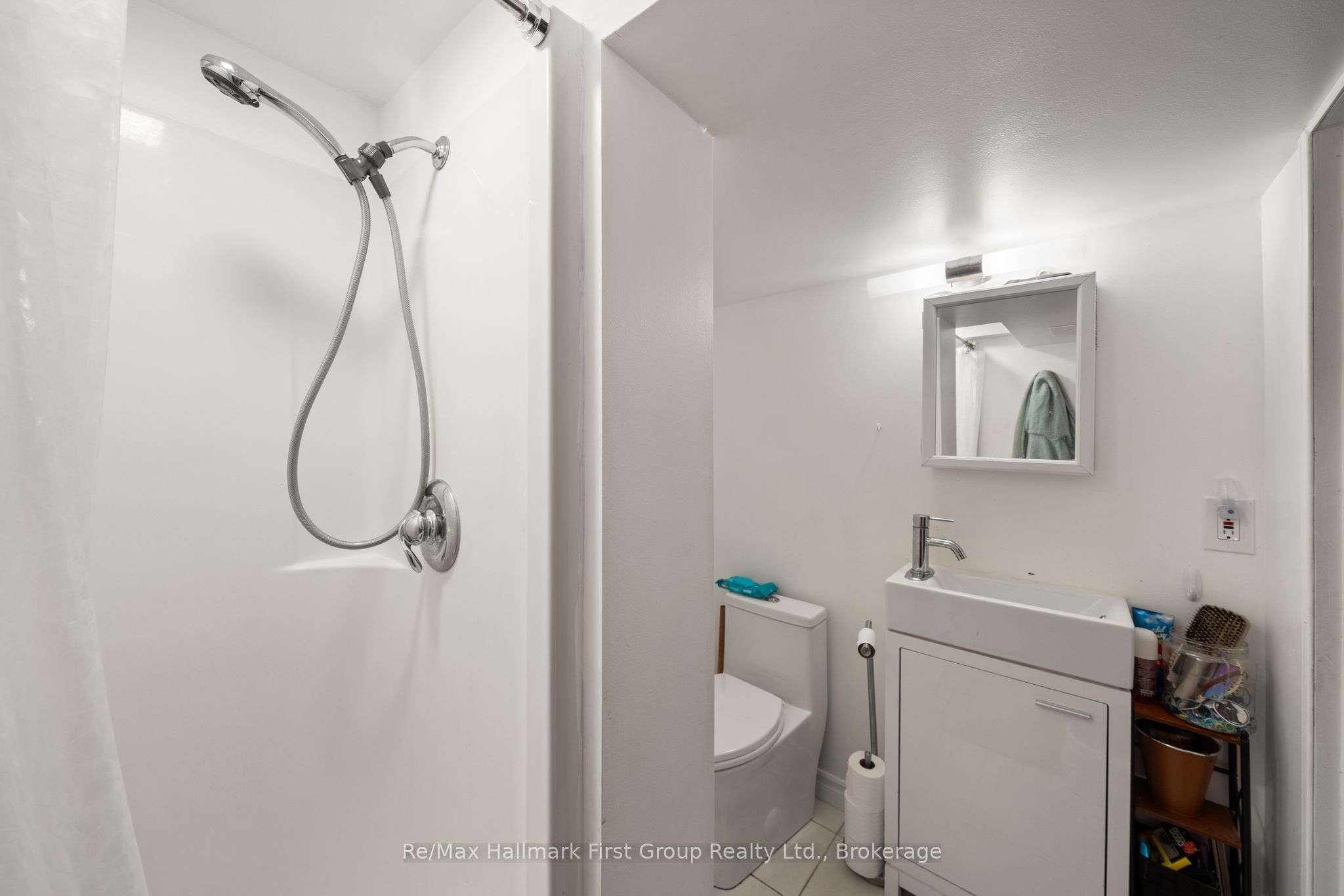93 John Street Property Photo 27