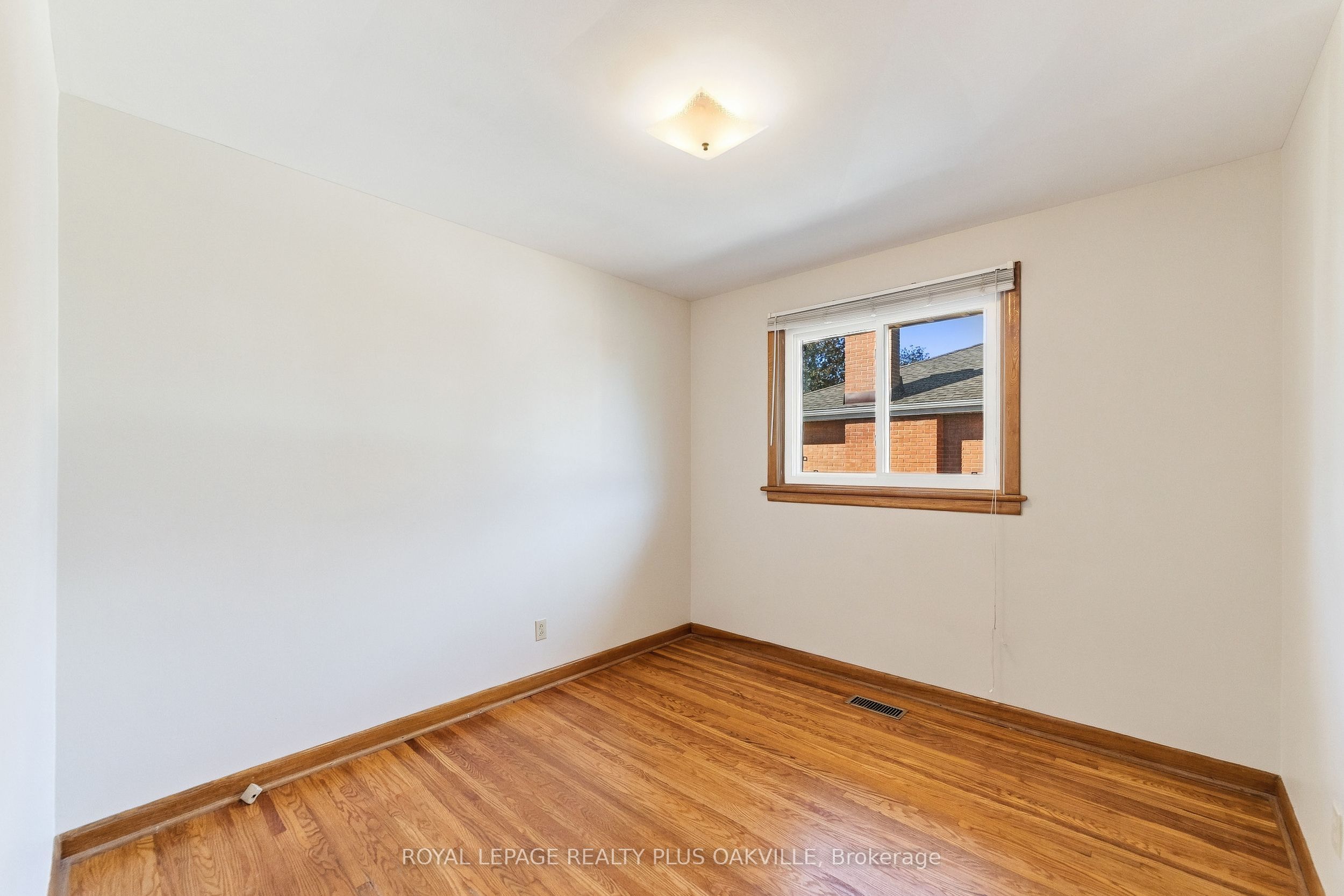 19 Endfield Avenue Property Photo 14