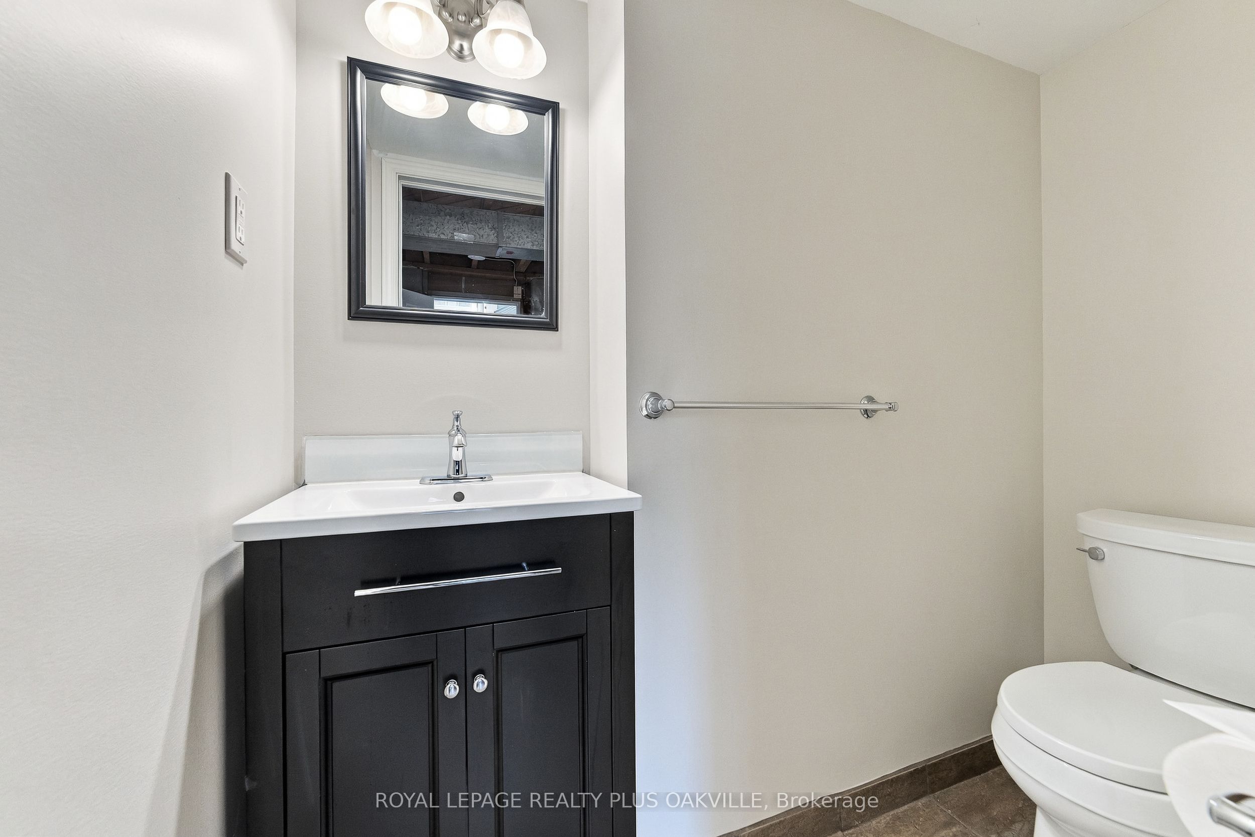 19 Endfield Avenue Property Photo 30