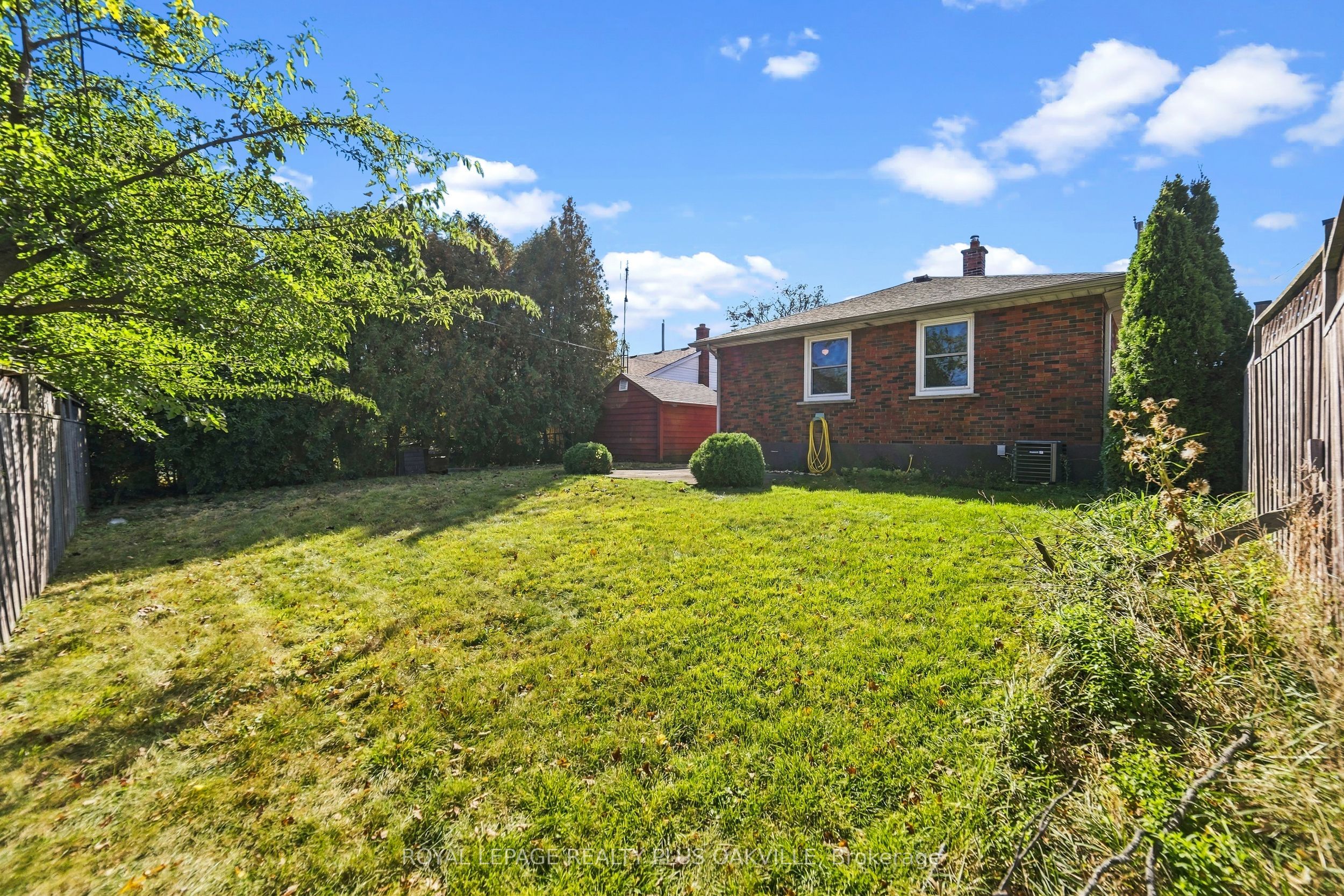 19 Endfield Avenue Property Photo 33