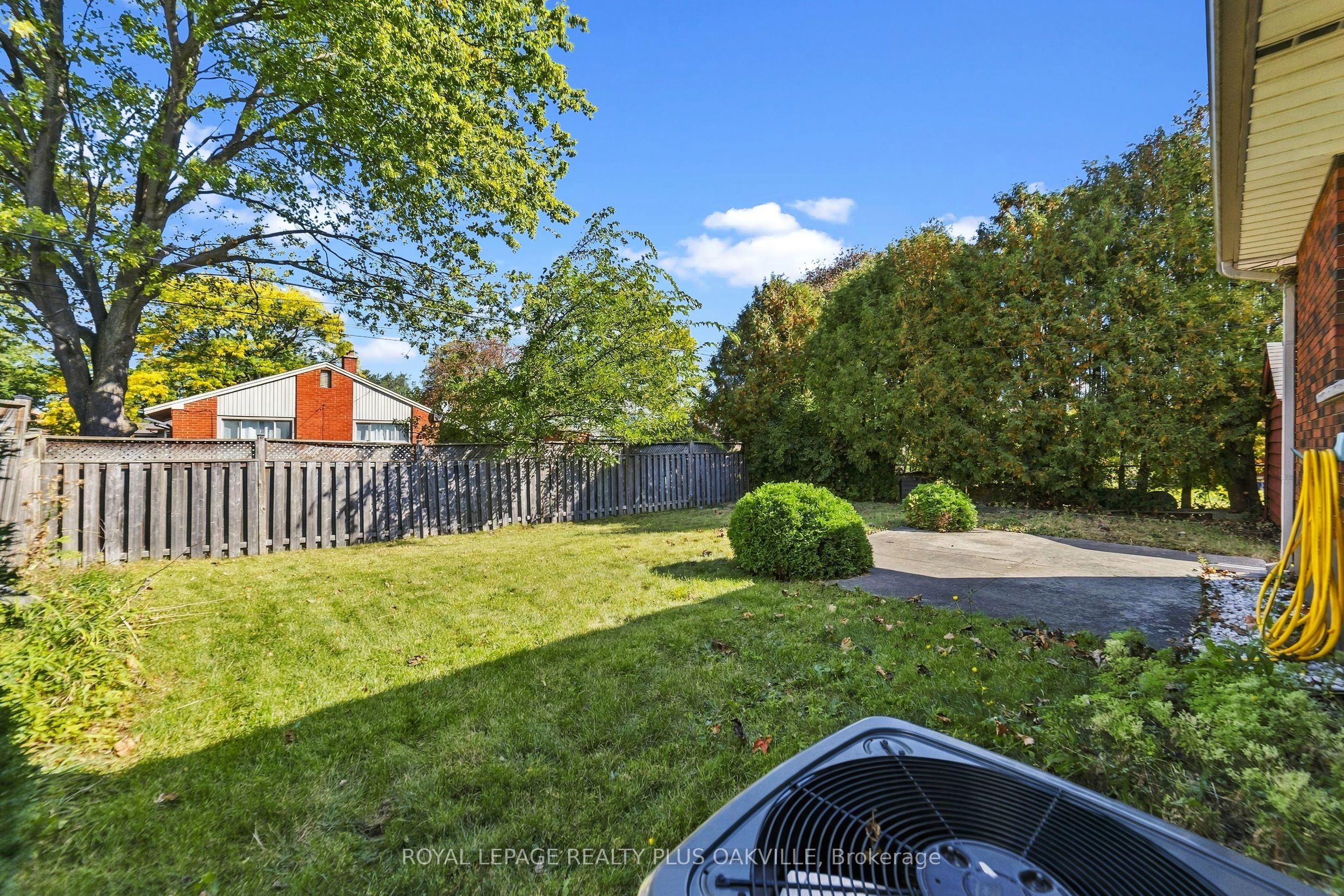 19 Endfield Avenue Property Photo 34