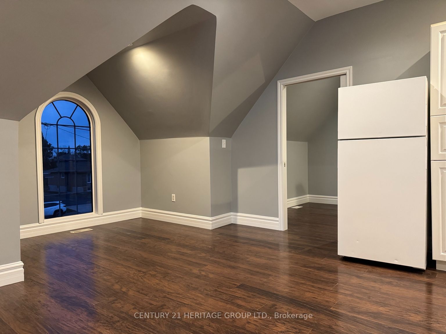 166 Cedardale Avenue #3a Property Photo 2