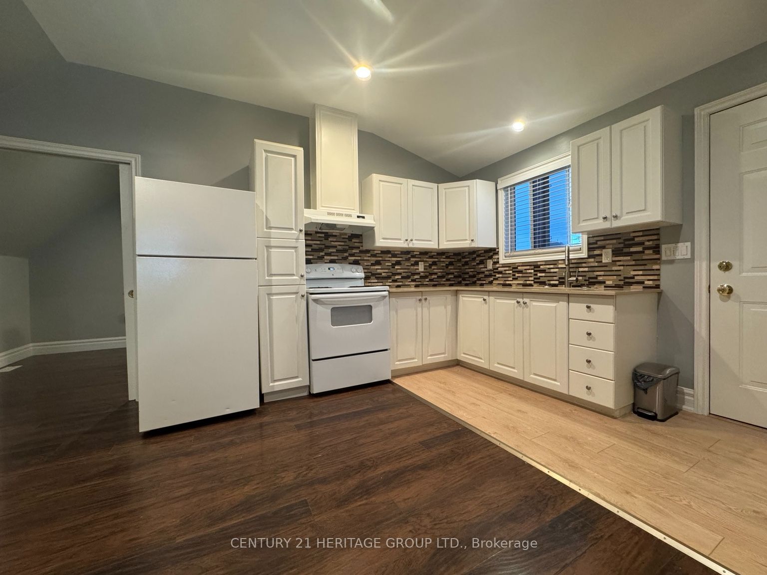 166 Cedardale Avenue #3a Property Photo 8