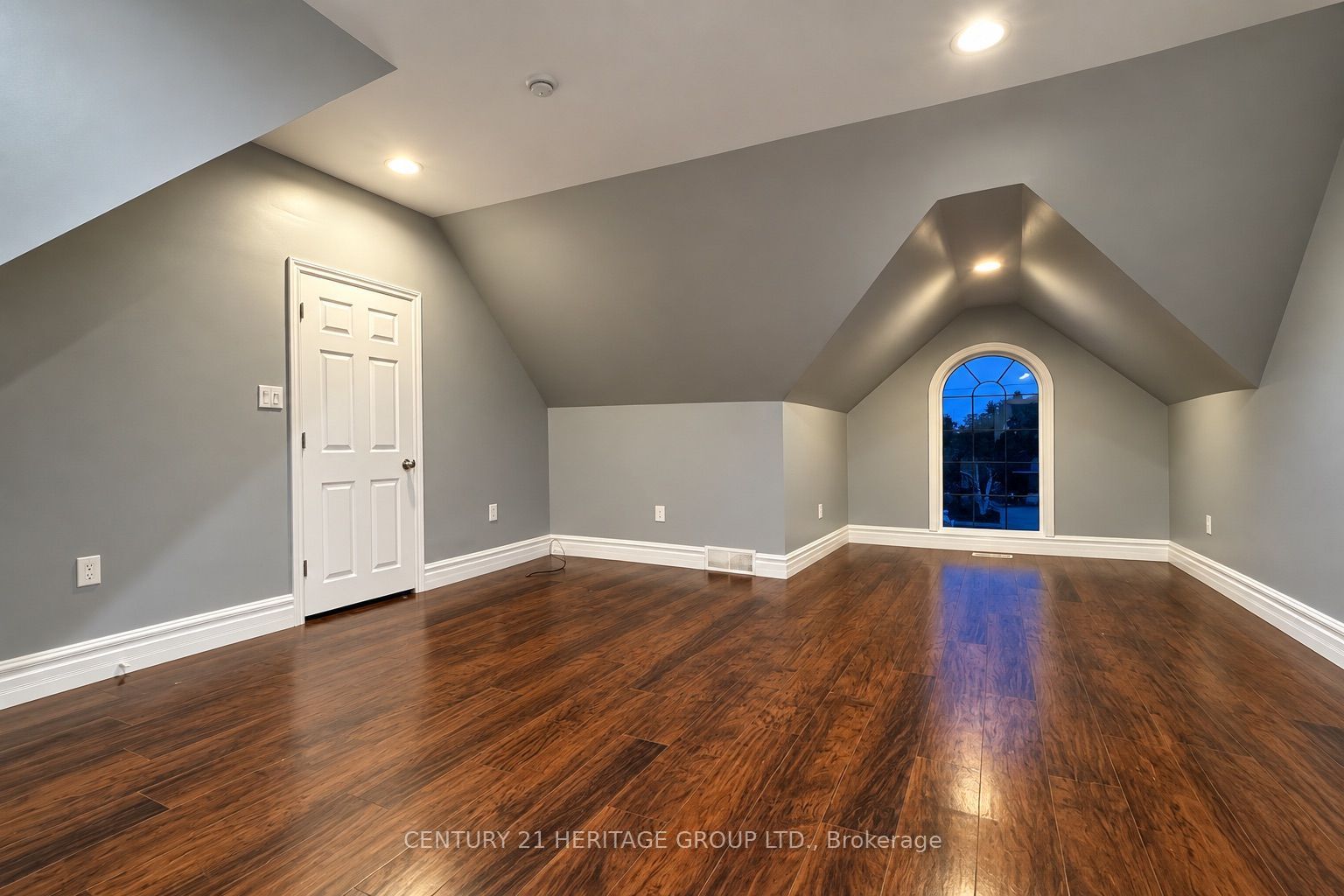 166 Cedardale Avenue #3a Property Photo 11