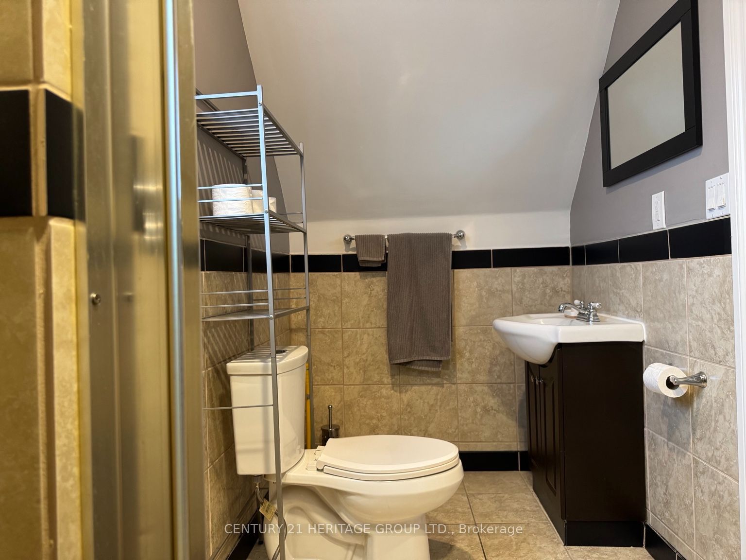 166 Cedardale Avenue #3a Property Photo 18