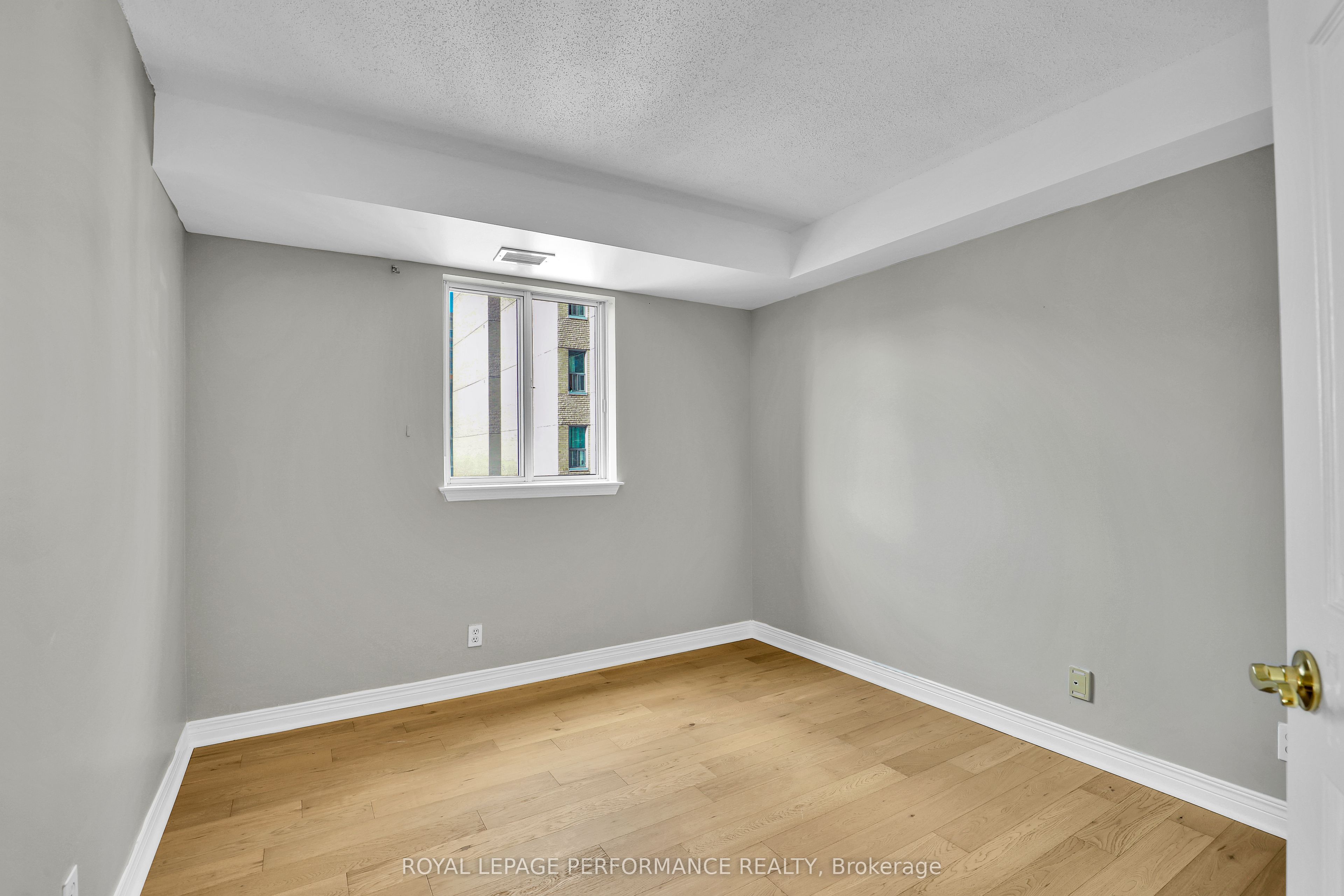 429 Somerset Street W 712 Property Photo 21
