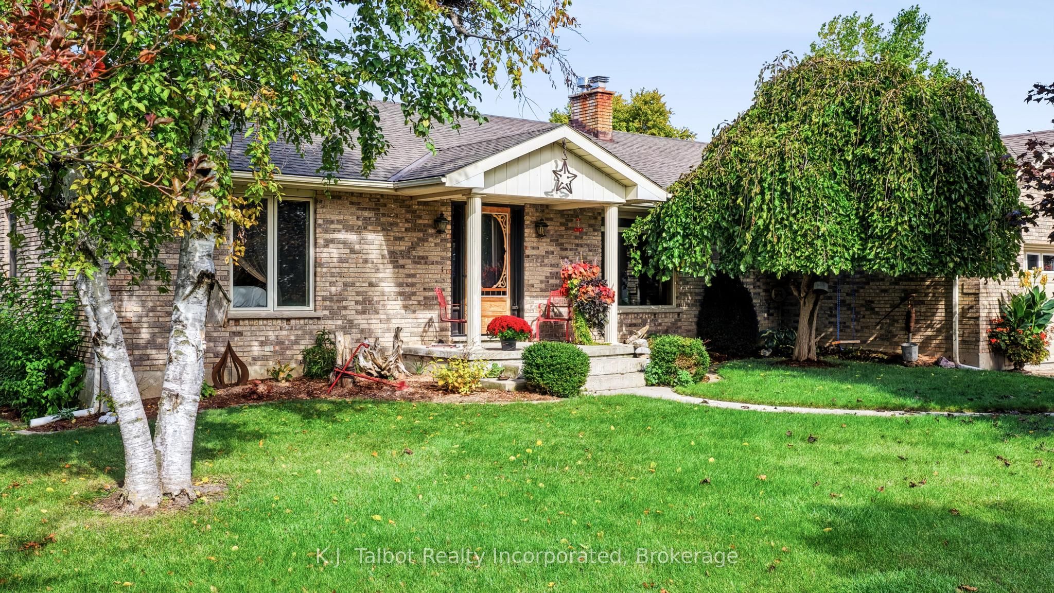 33786 Crystal Springs Road Property Photo 1