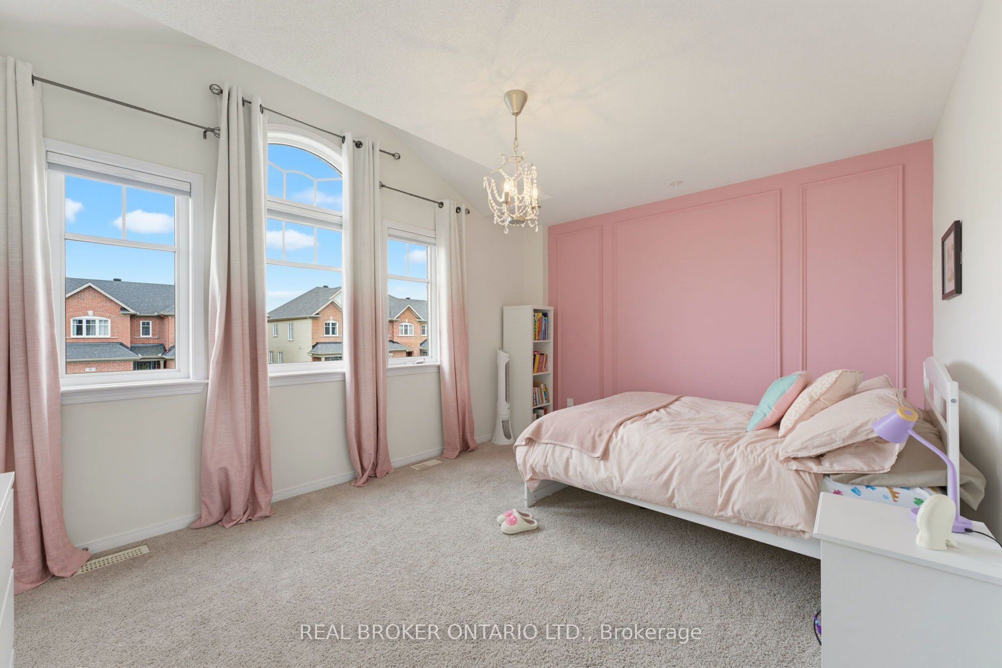 76 Tapadero Avenue Property Photo 24