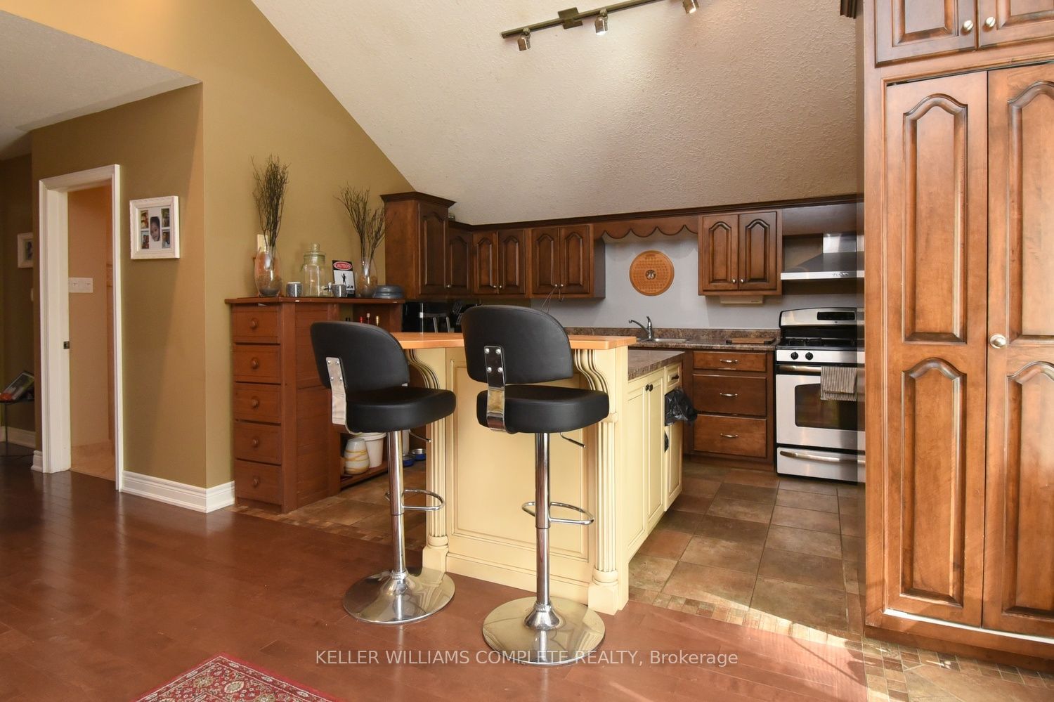 54 Old Mill Road Property Photo 13