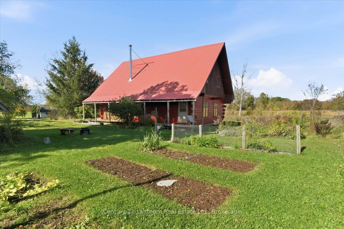 466 Woods Road Property Photo 1