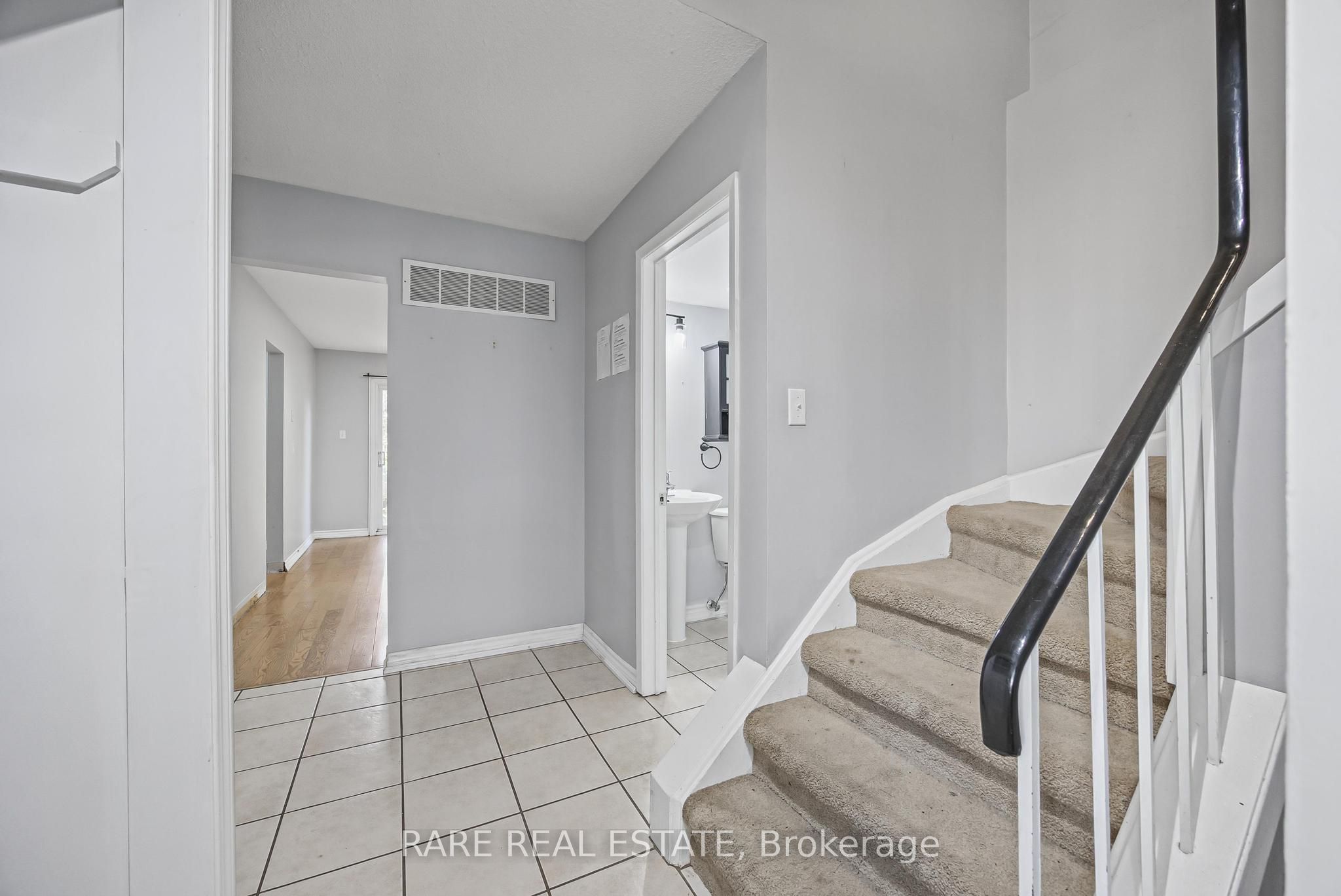 17 Glaceport Avenue Property Photo 11