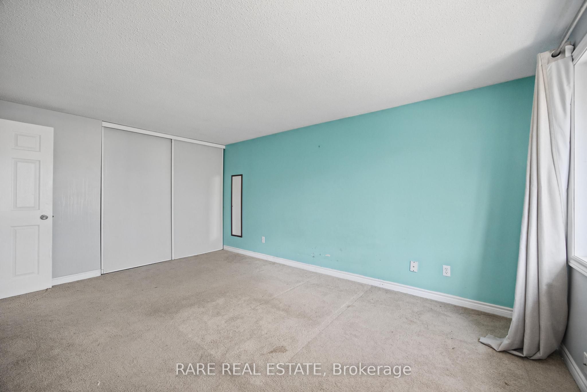 17 Glaceport Avenue Property Photo 14