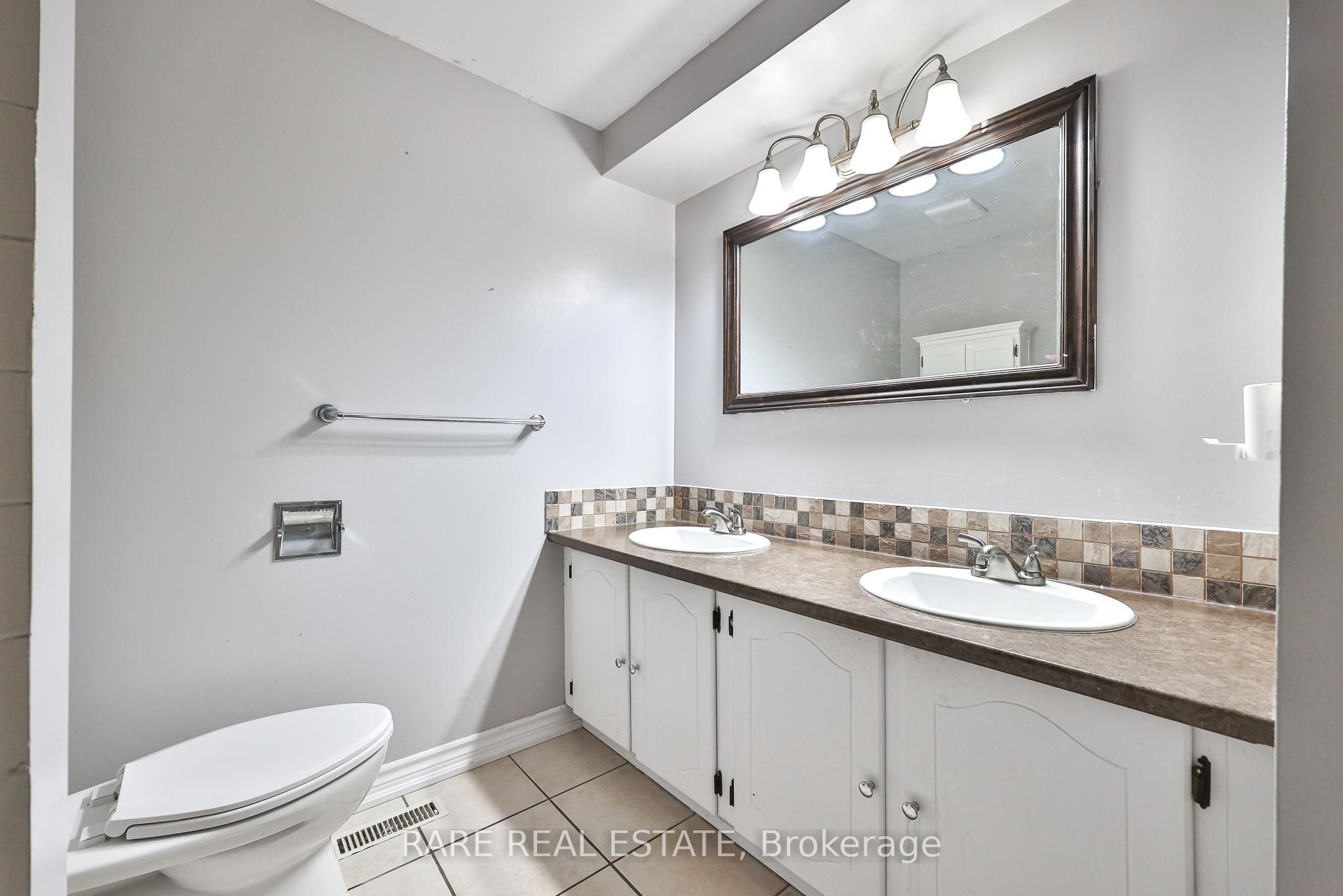 17 Glaceport Avenue Property Photo 21