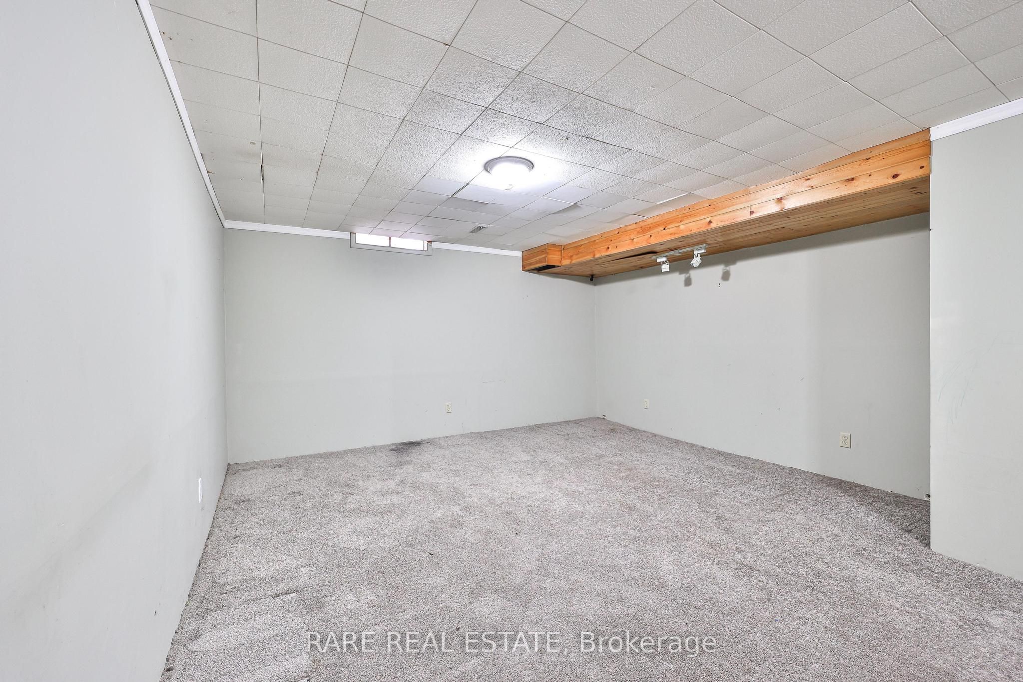 17 Glaceport Avenue Property Photo 24