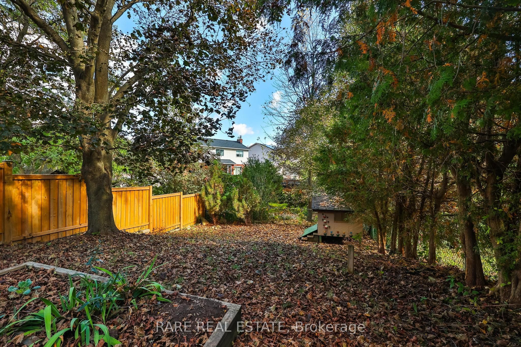 17 Glaceport Avenue Property Photo 28