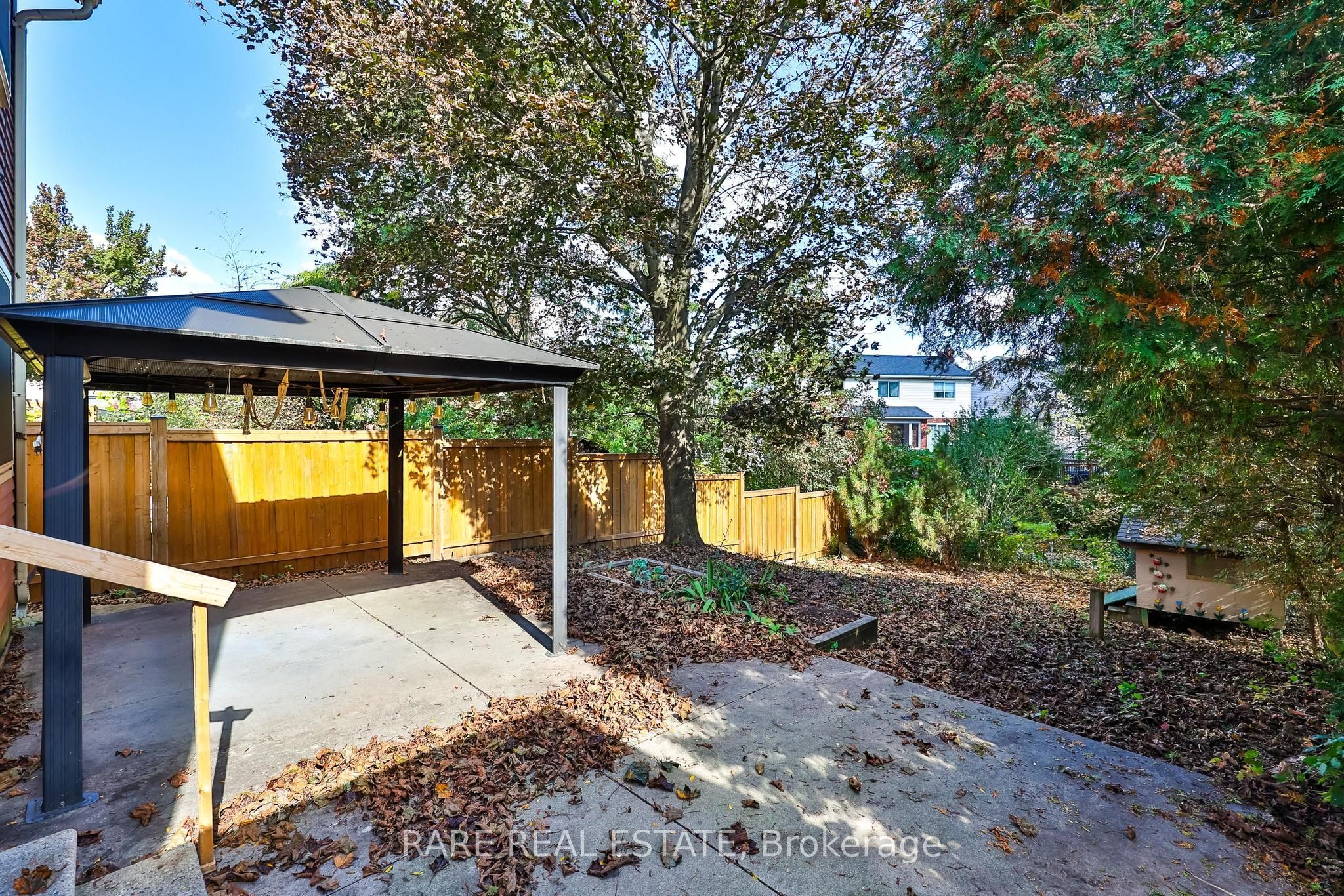 17 Glaceport Avenue Property Photo 29