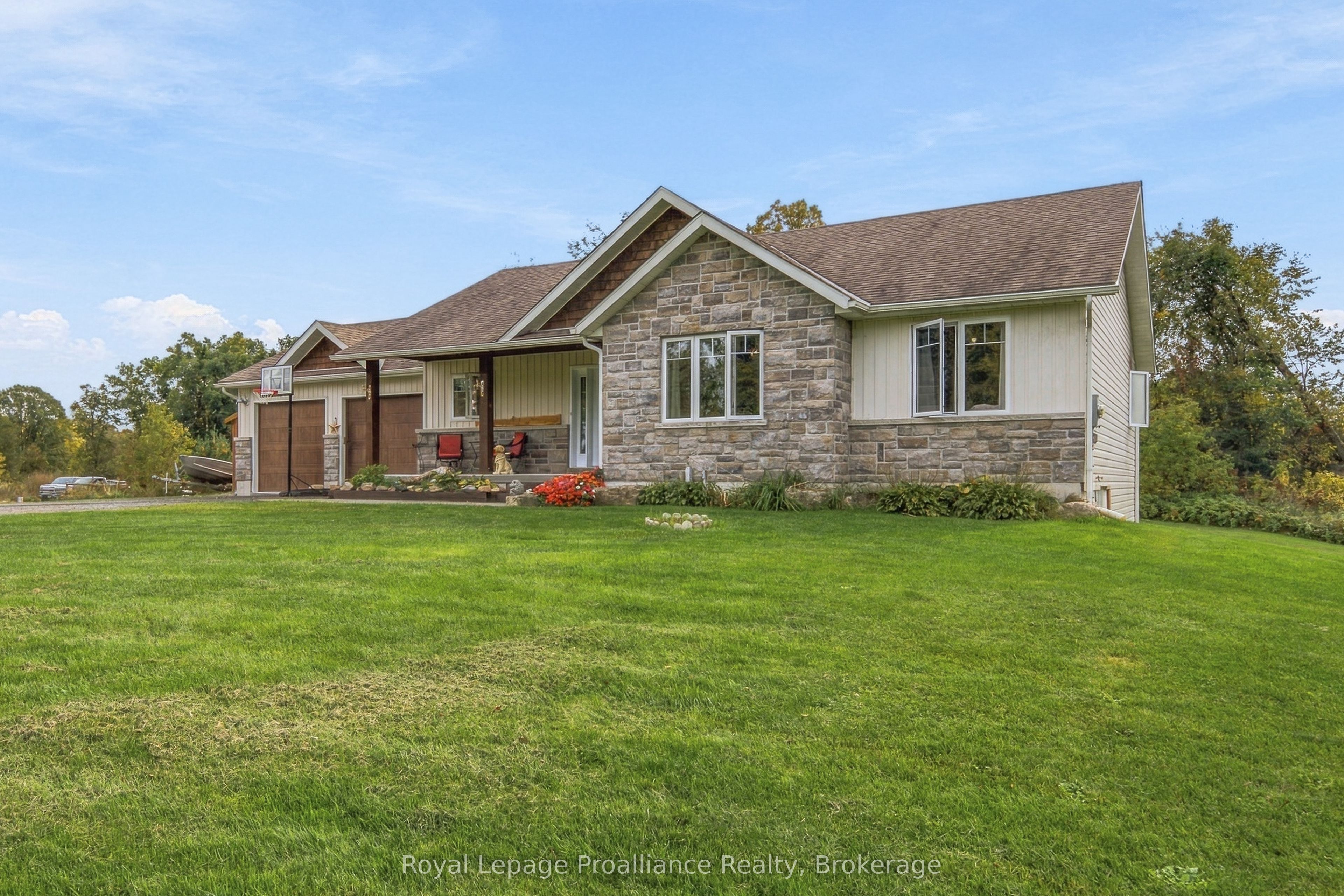 1390a Mudcat Road Property Photo 1