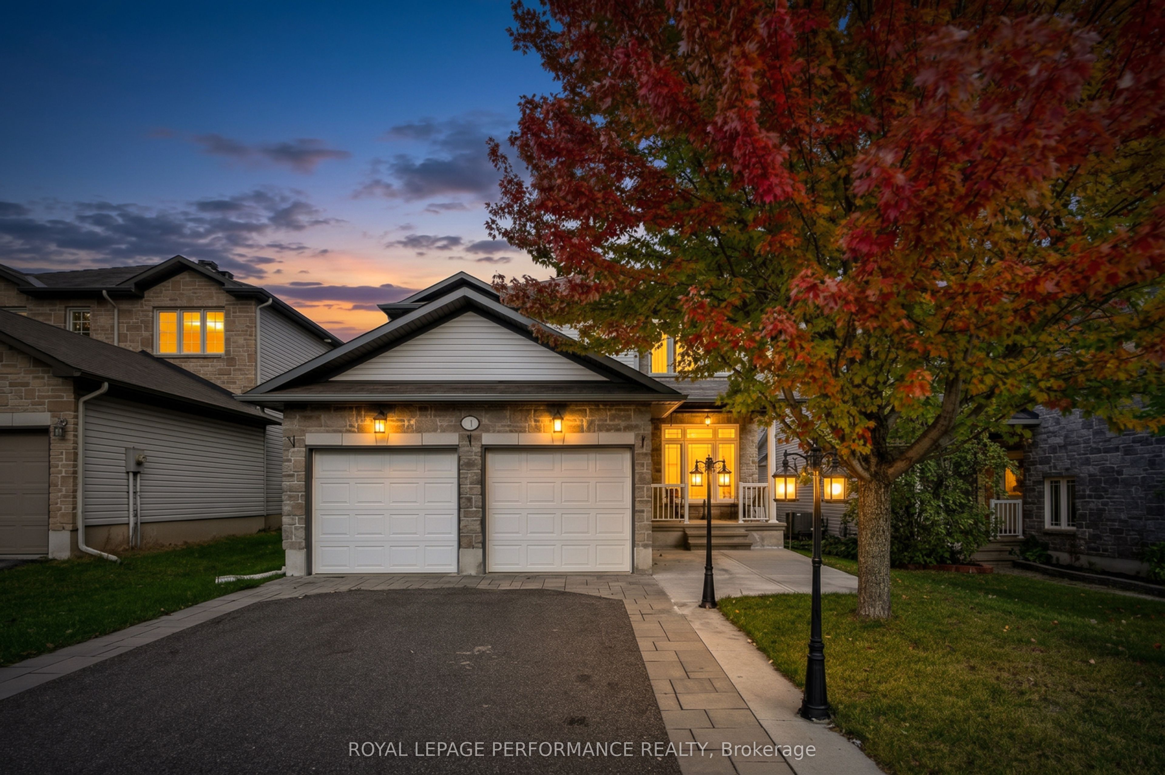 149 Topaze Crescent Property Photo 1