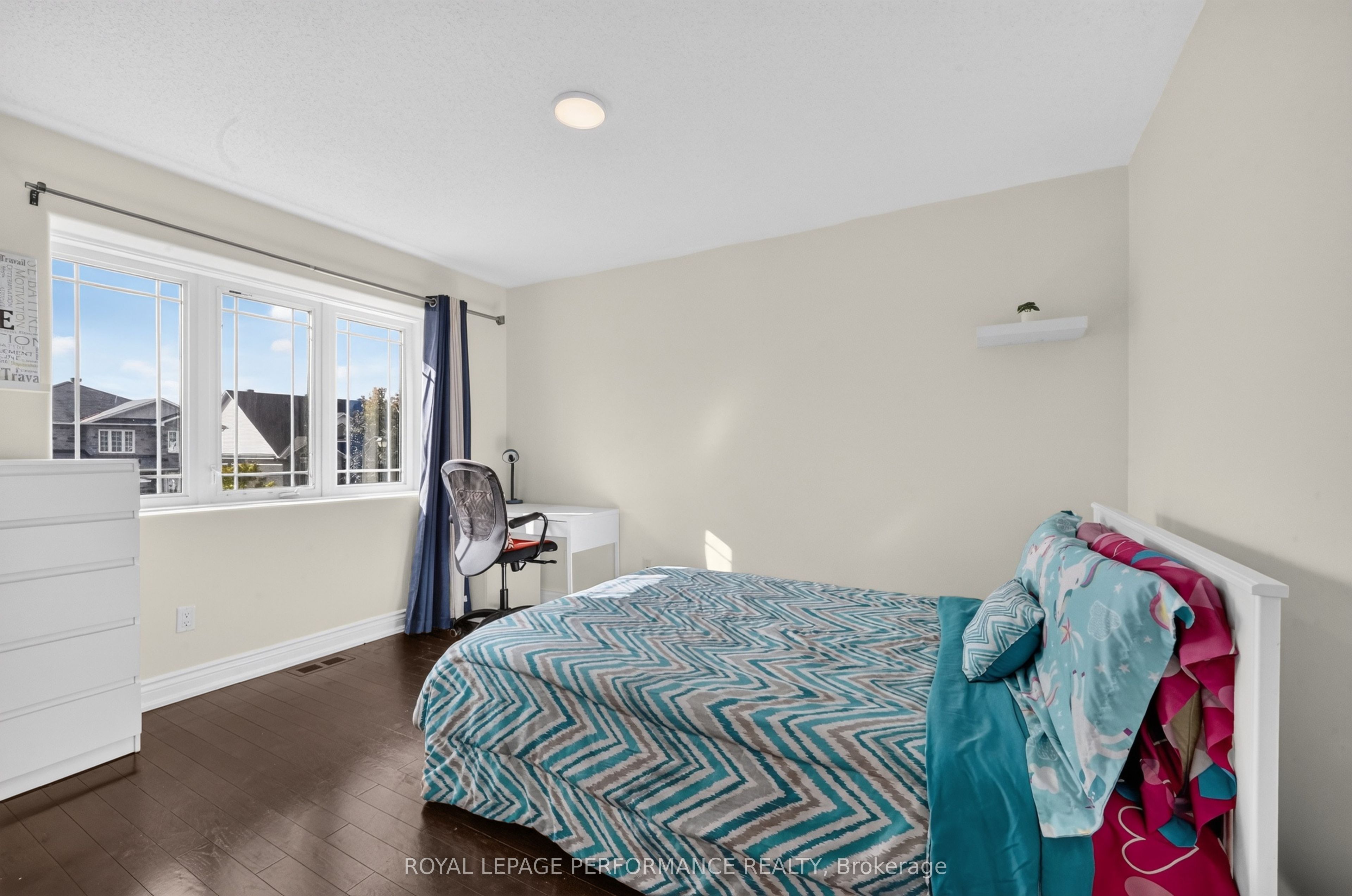 149 Topaze Crescent Property Photo 28