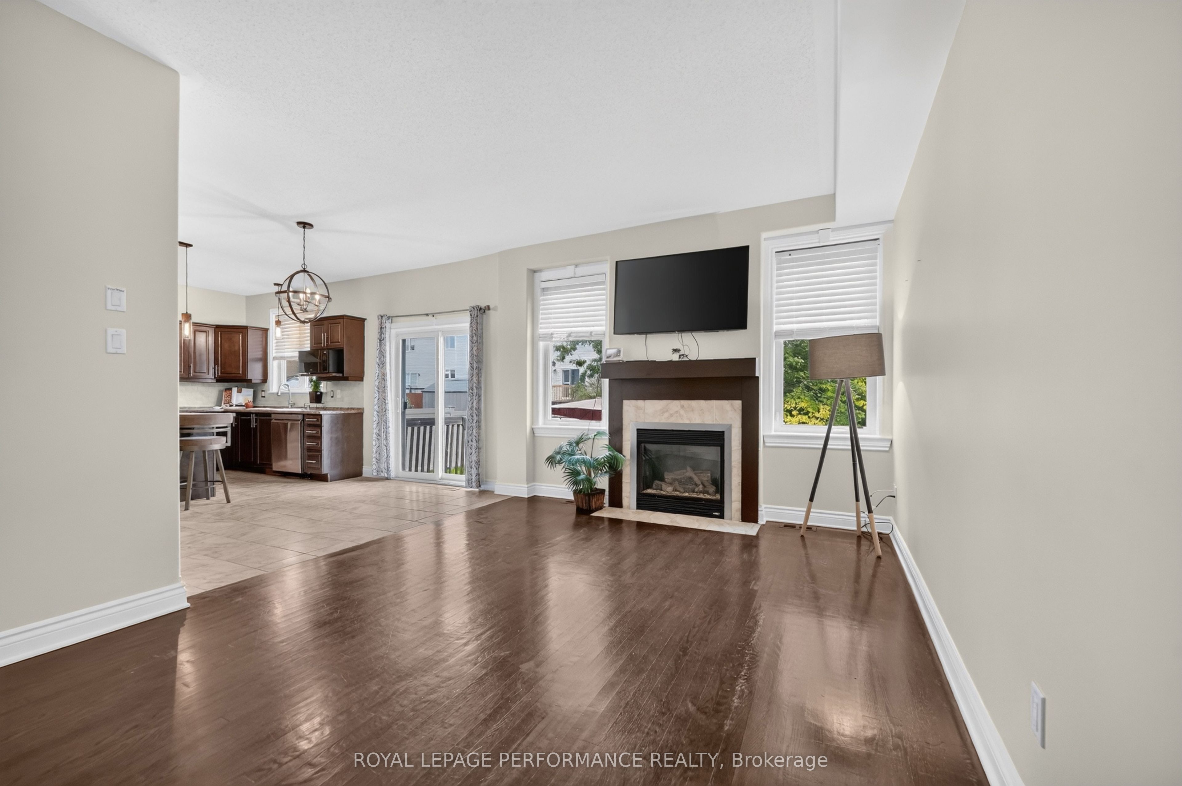 149 Topaze Crescent Property Photo 36