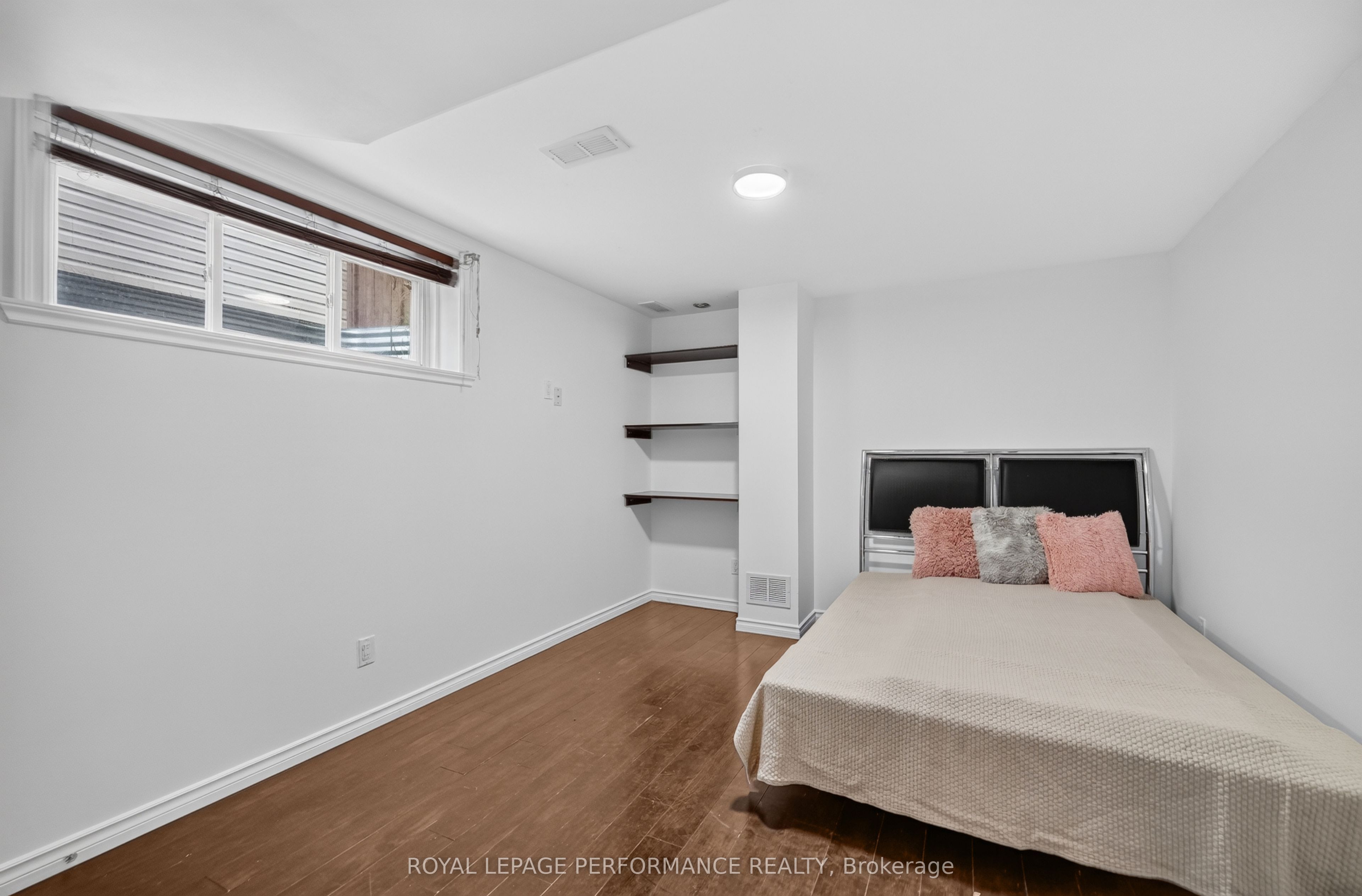 149 Topaze Crescent Property Photo 39