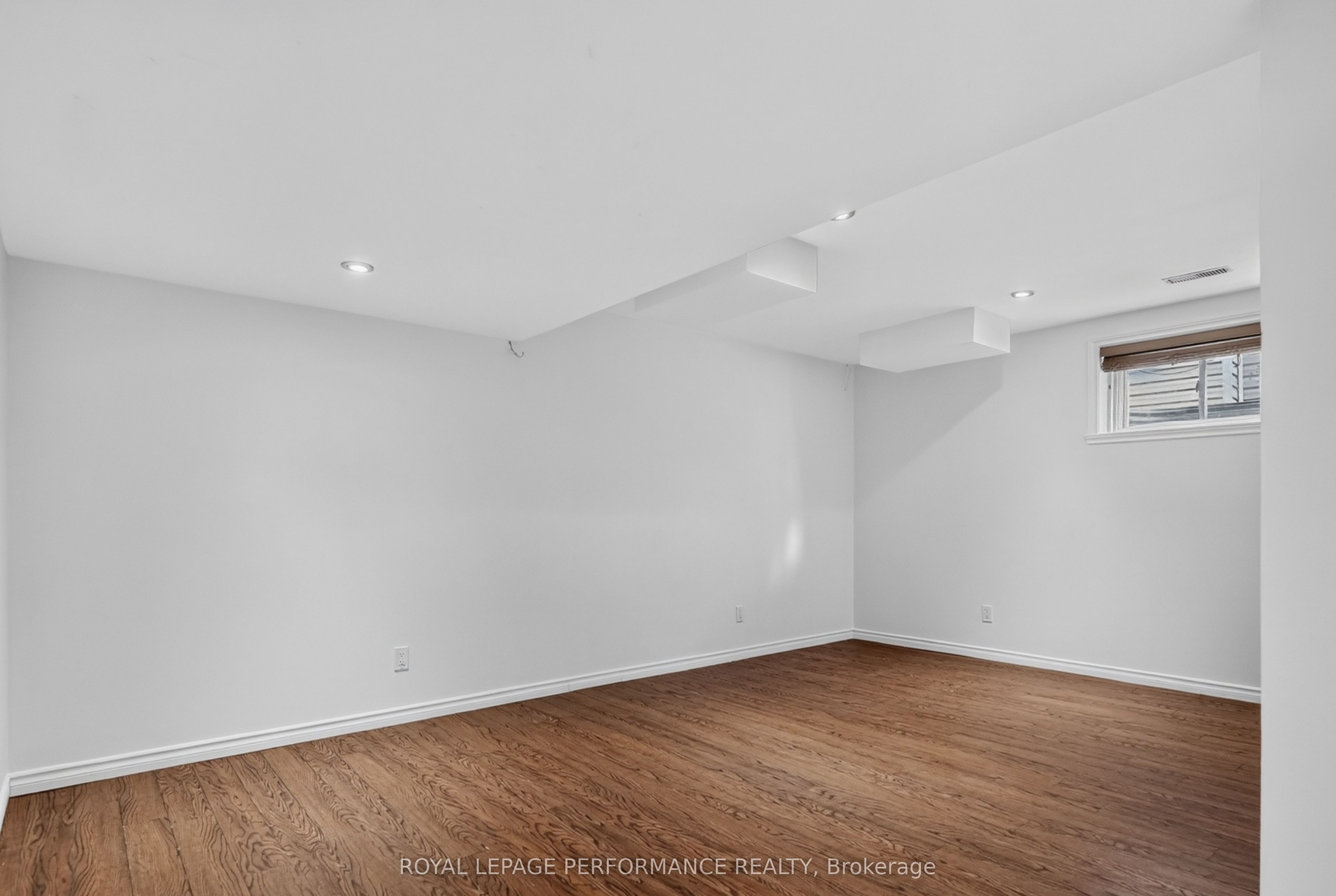 149 Topaze Crescent Property Photo 40