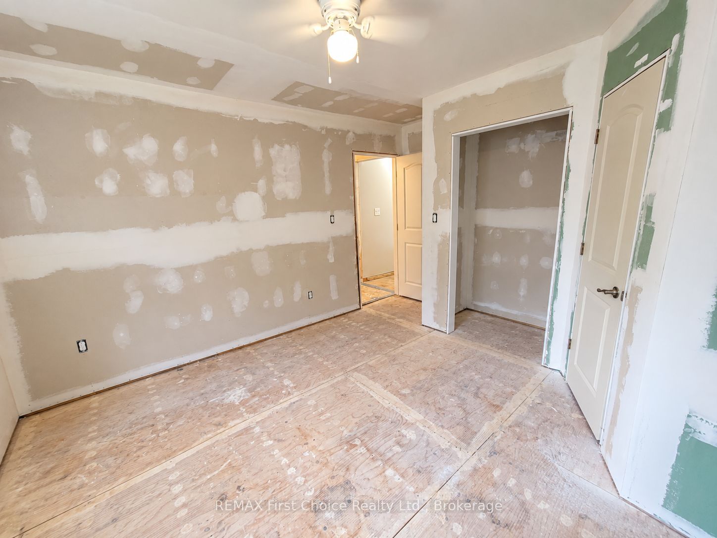 216 Second Street Street Property Photo 10