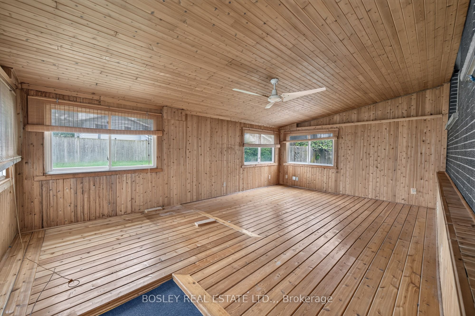 4452 Dorchester Road Property Photo 14