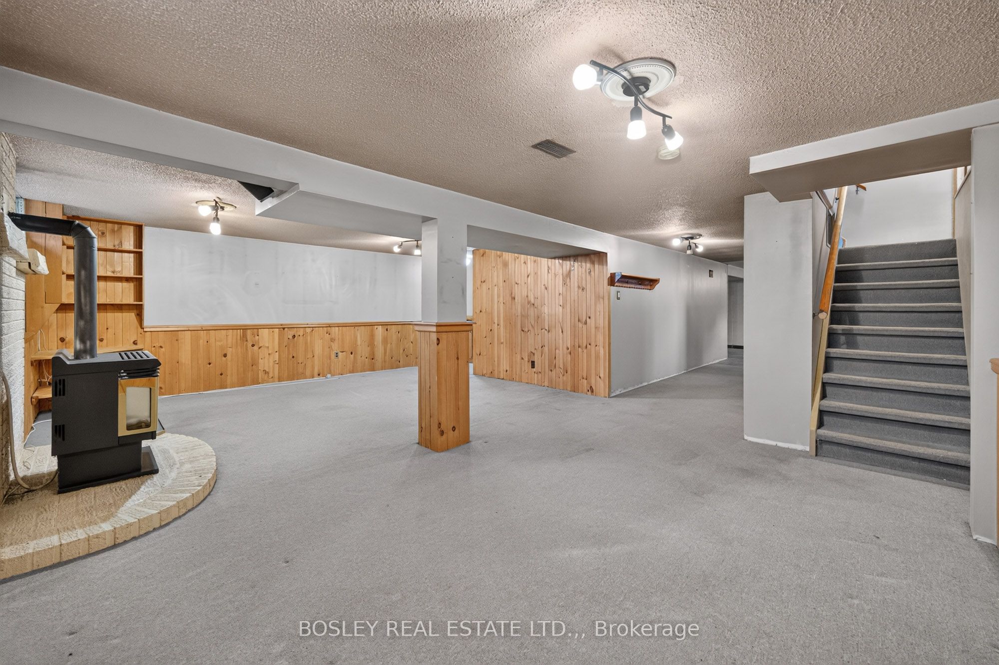 4452 Dorchester Road Property Photo 17