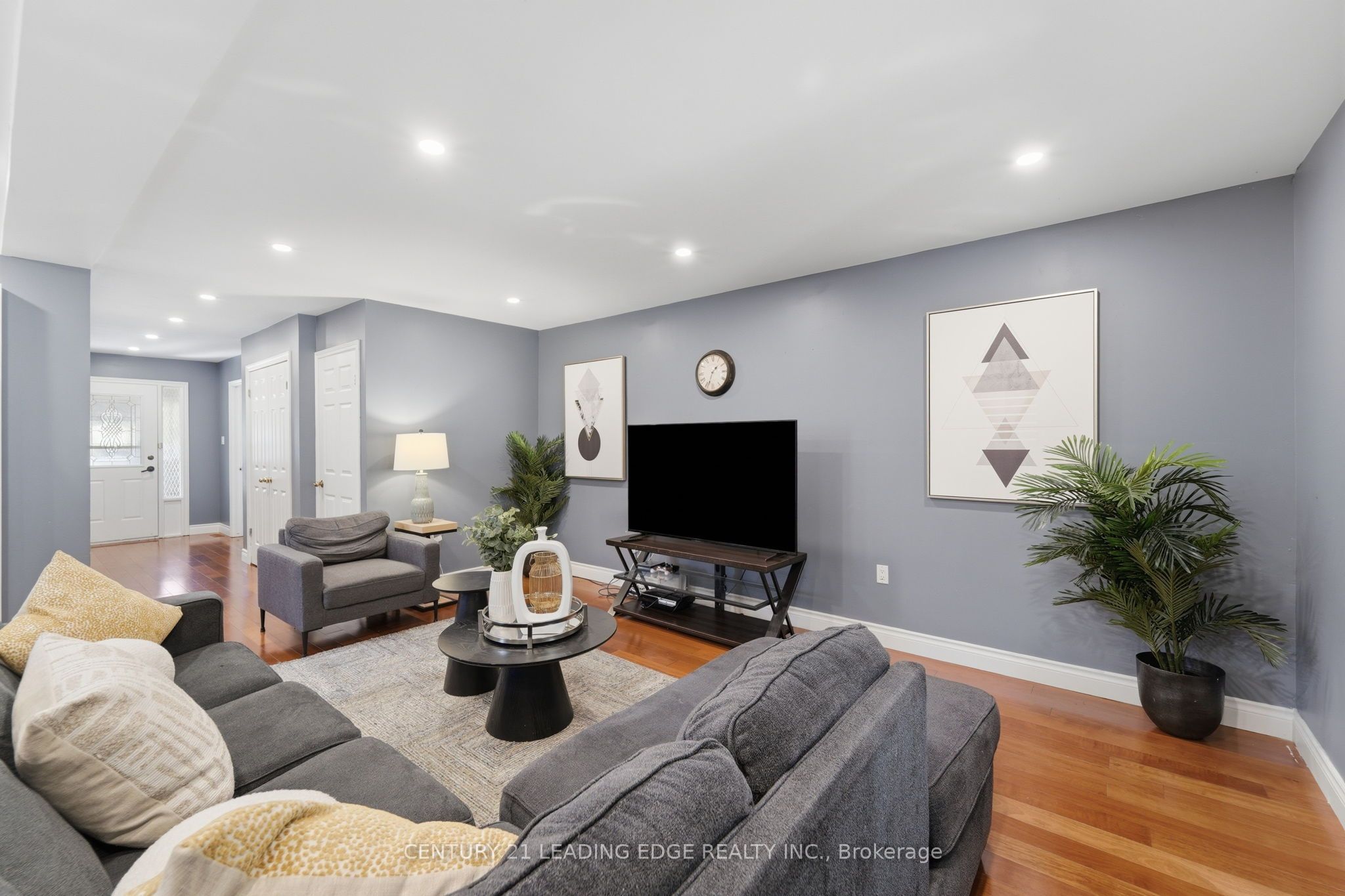 749 Stone Church Road E Property Photo 7
