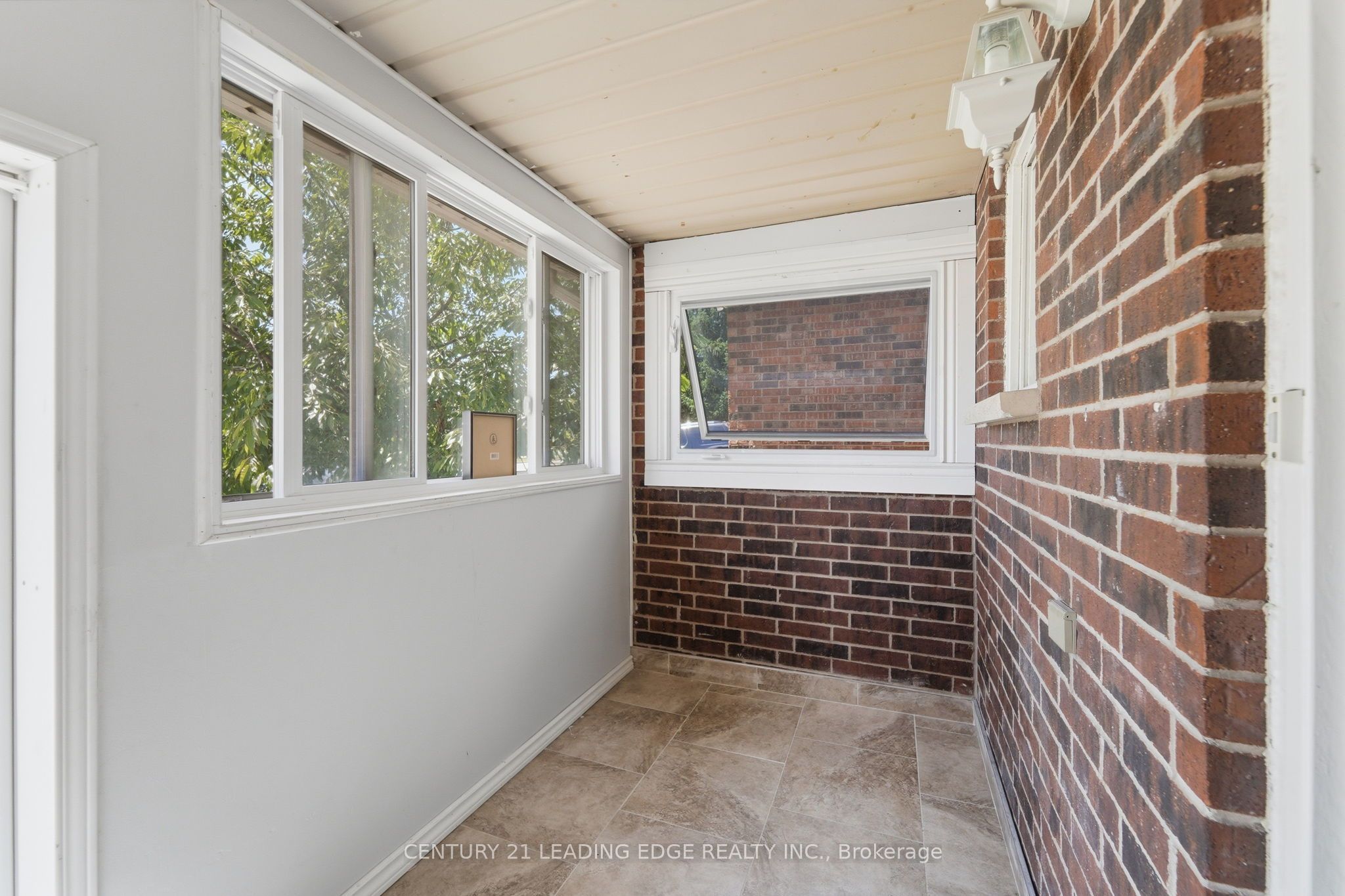 749 Stone Church Road E Property Photo 17