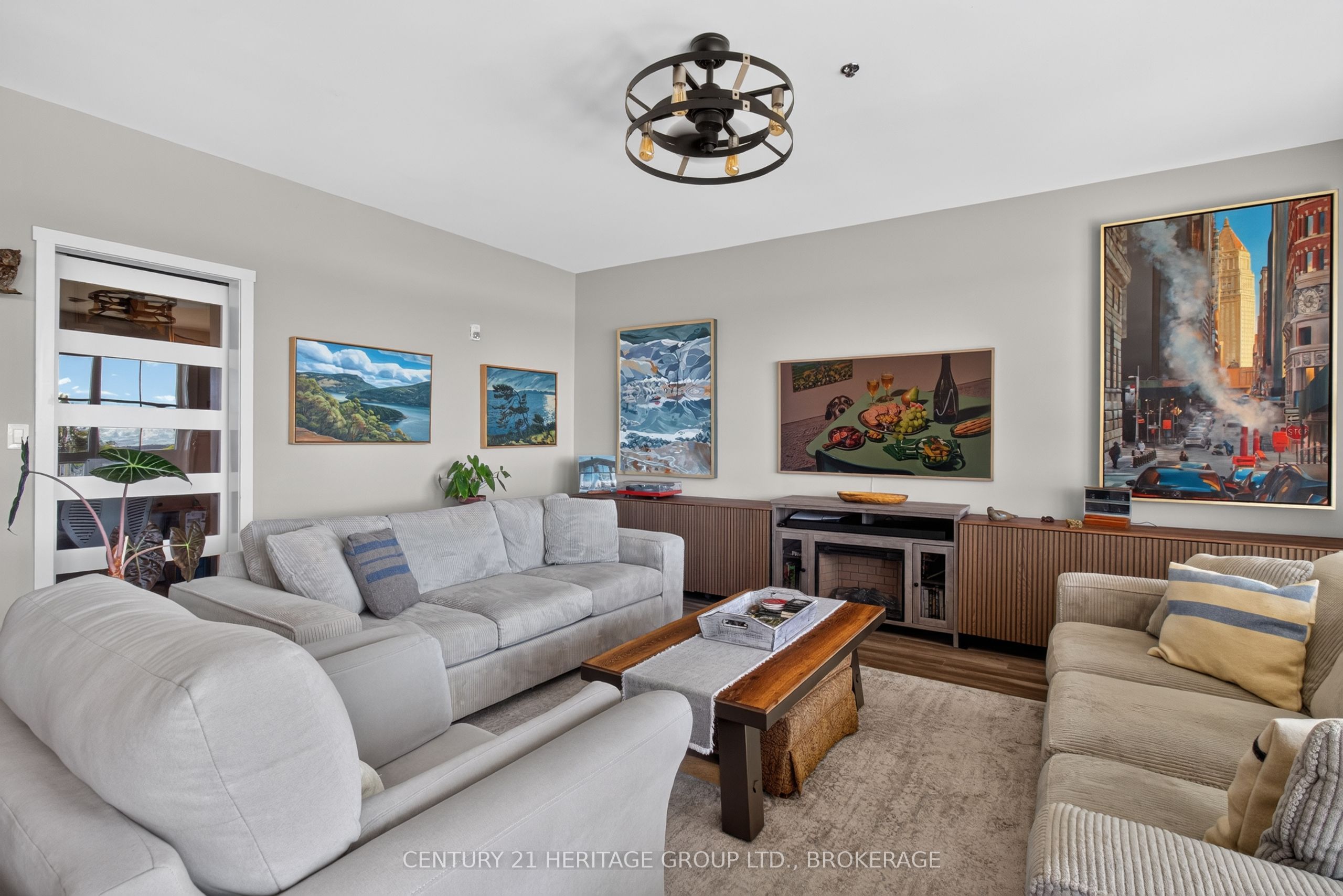 130 Water Street 409 Property Photo 11