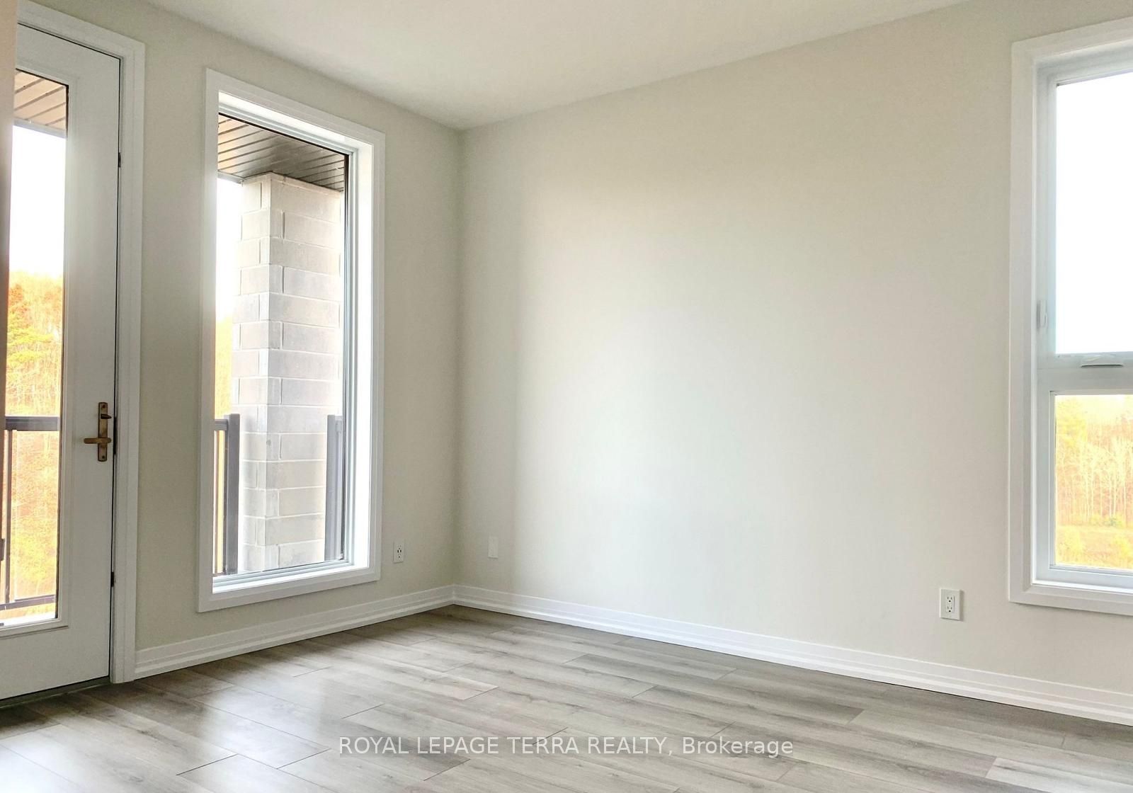 261 Woodbine Avenue 38 Property Photo 7