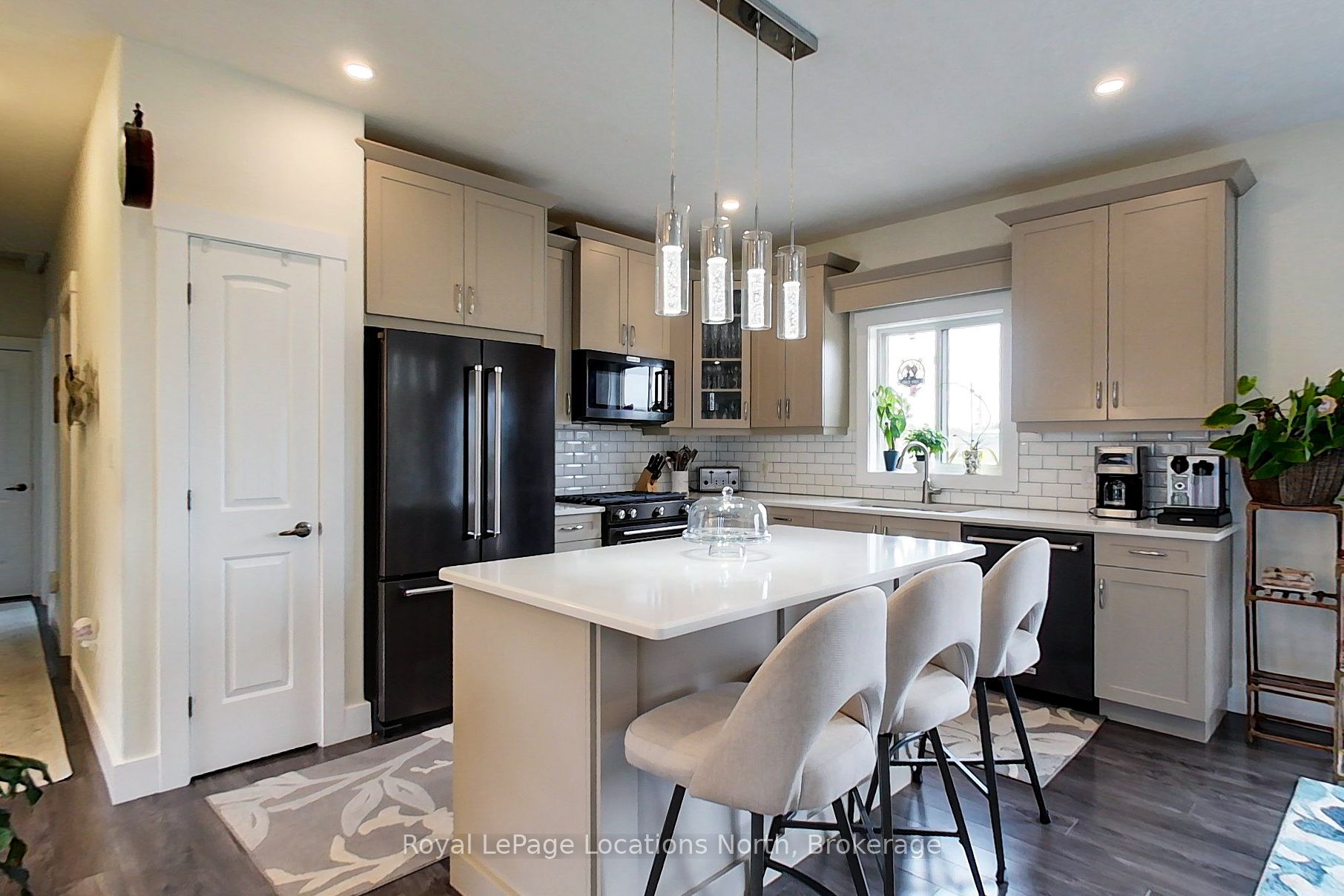 204 Mactay Drive Property Photo 10