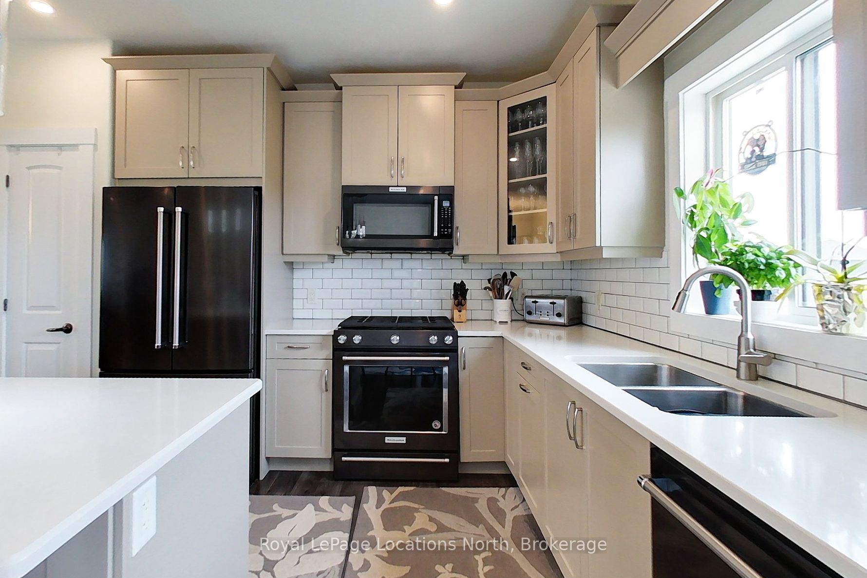 204 Mactay Drive Property Photo 16