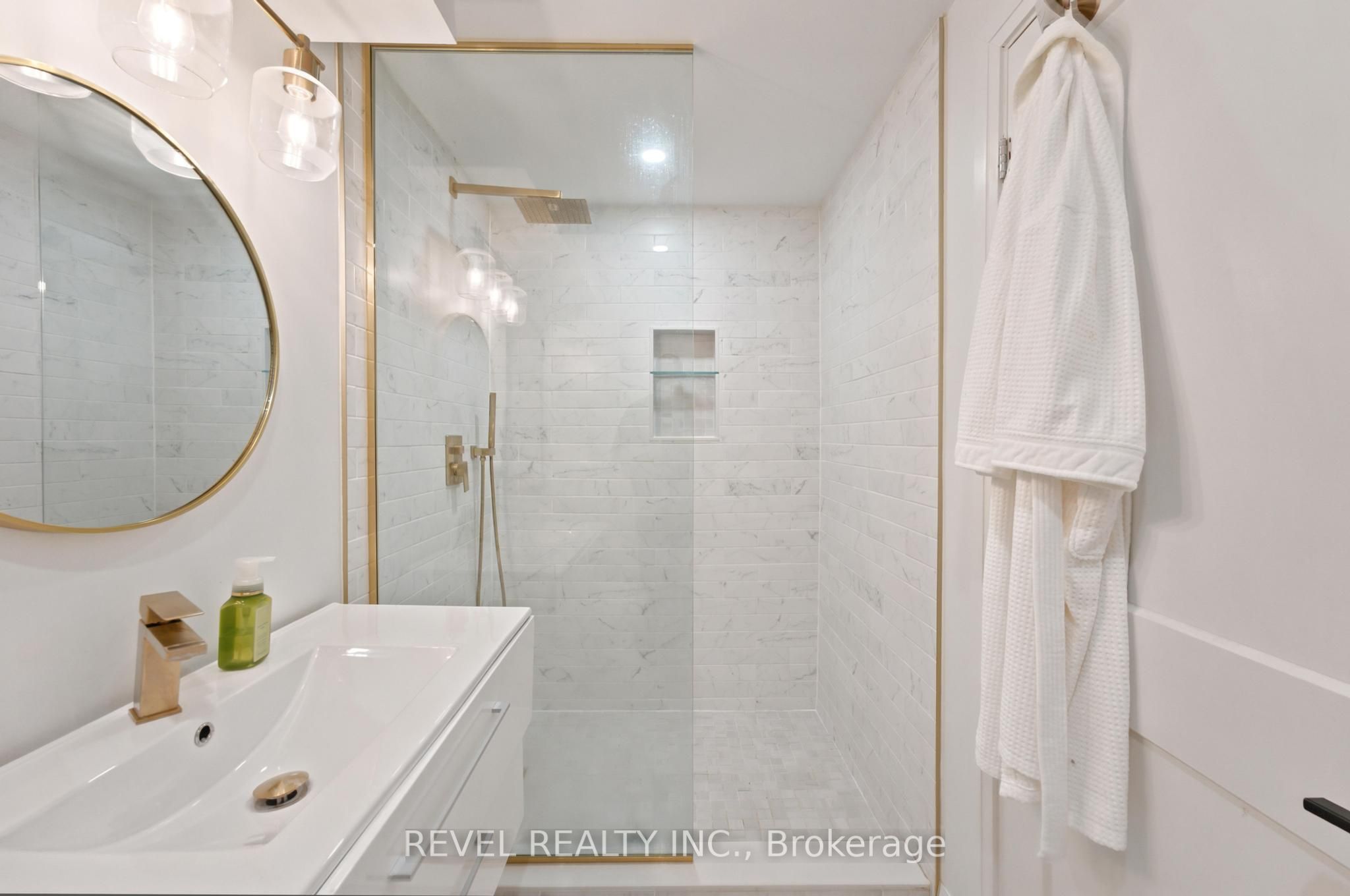 207 Valridge Drive Property Photo 35