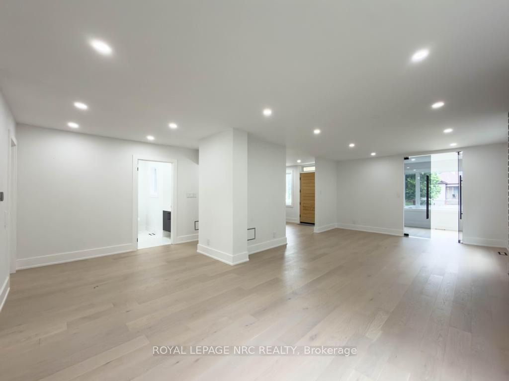 4392 Ontario Street Property Photo 13